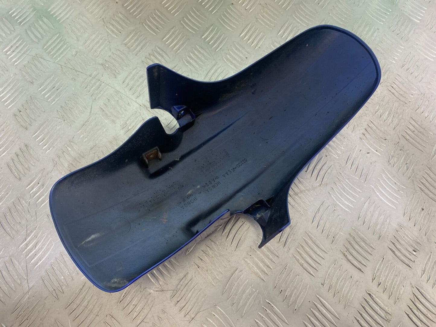 HONDA CB600 CB 600 HORNET FRONT MUDGUARD   YEAR 1998 -2002 (CMB1126)