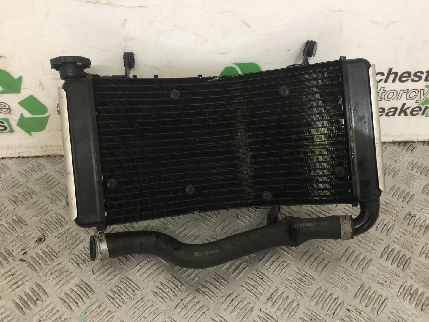 DUCATI MONSTER S4 916 RADIATOR   YEAR 2001 STOCK (755)