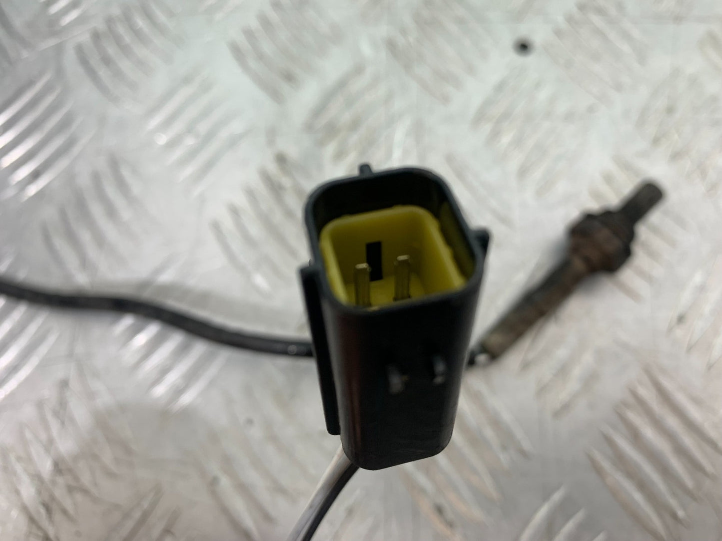 TRIUMPH 955i SPRINT ST OXYGEN SENSOR  YEAR 1999-04 (CMB1230)