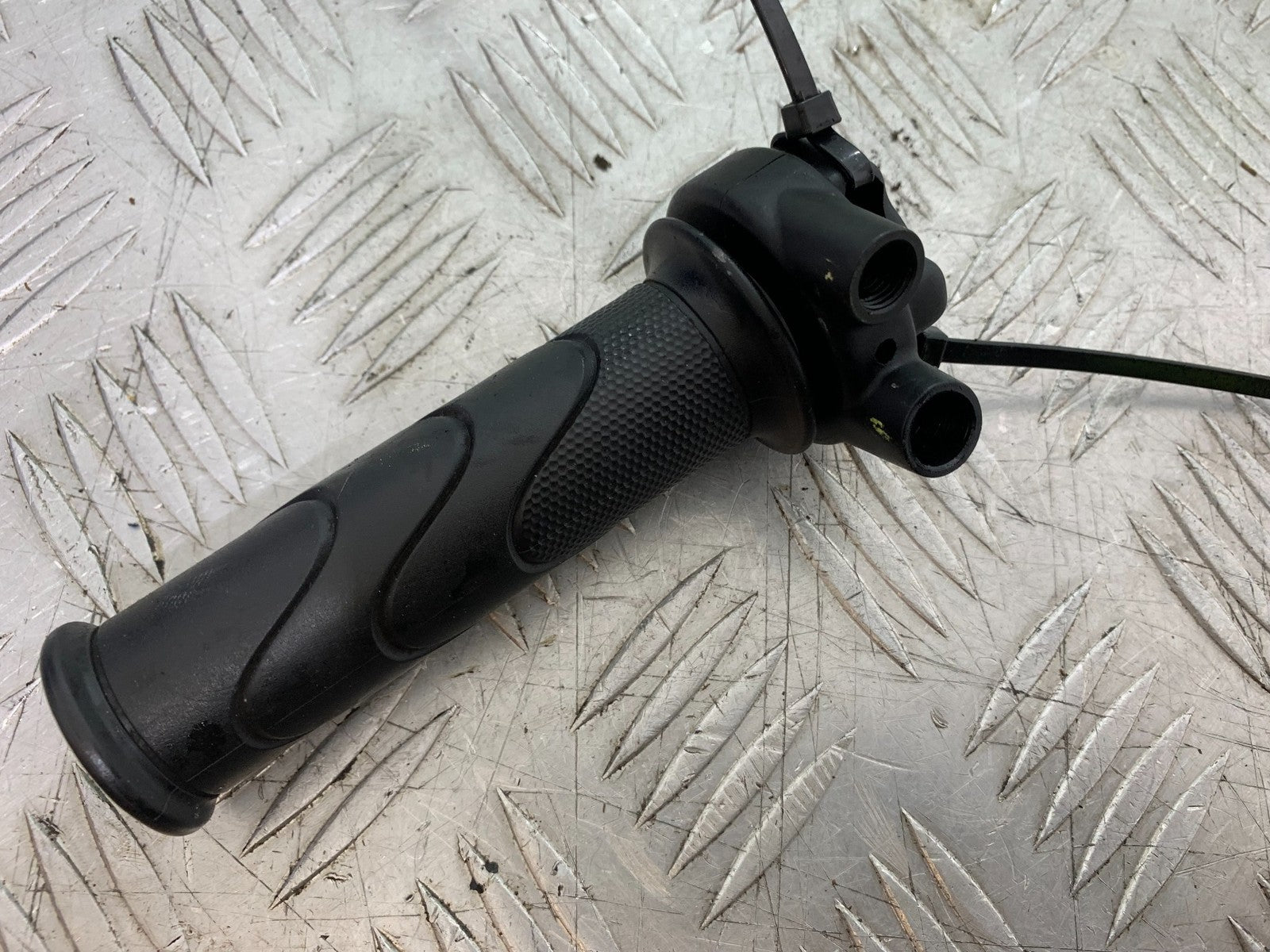 HONDA NSC110 VISION THROTTLE AND GRIP   YEAR 2017-2020 (CMB1249)