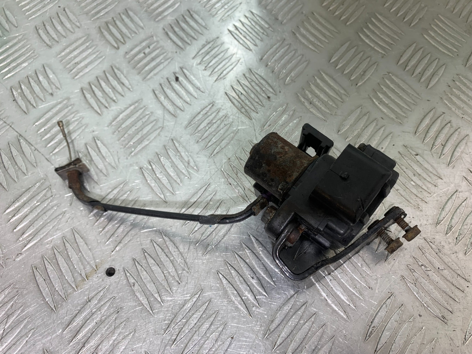 HARLEY DAVIDSON FXS BLACKLINE 1585 EXHAUST SERVO MOTOR   YEAR 2012 (CMB1147)