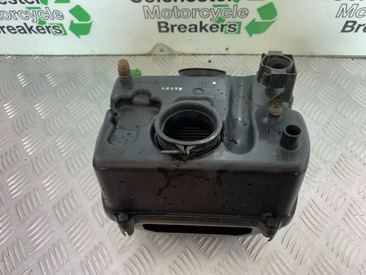 SUZUKI SV1000 SV 1000 K4 AIRBOX   YEAR 2003-2007 (CMB1042)