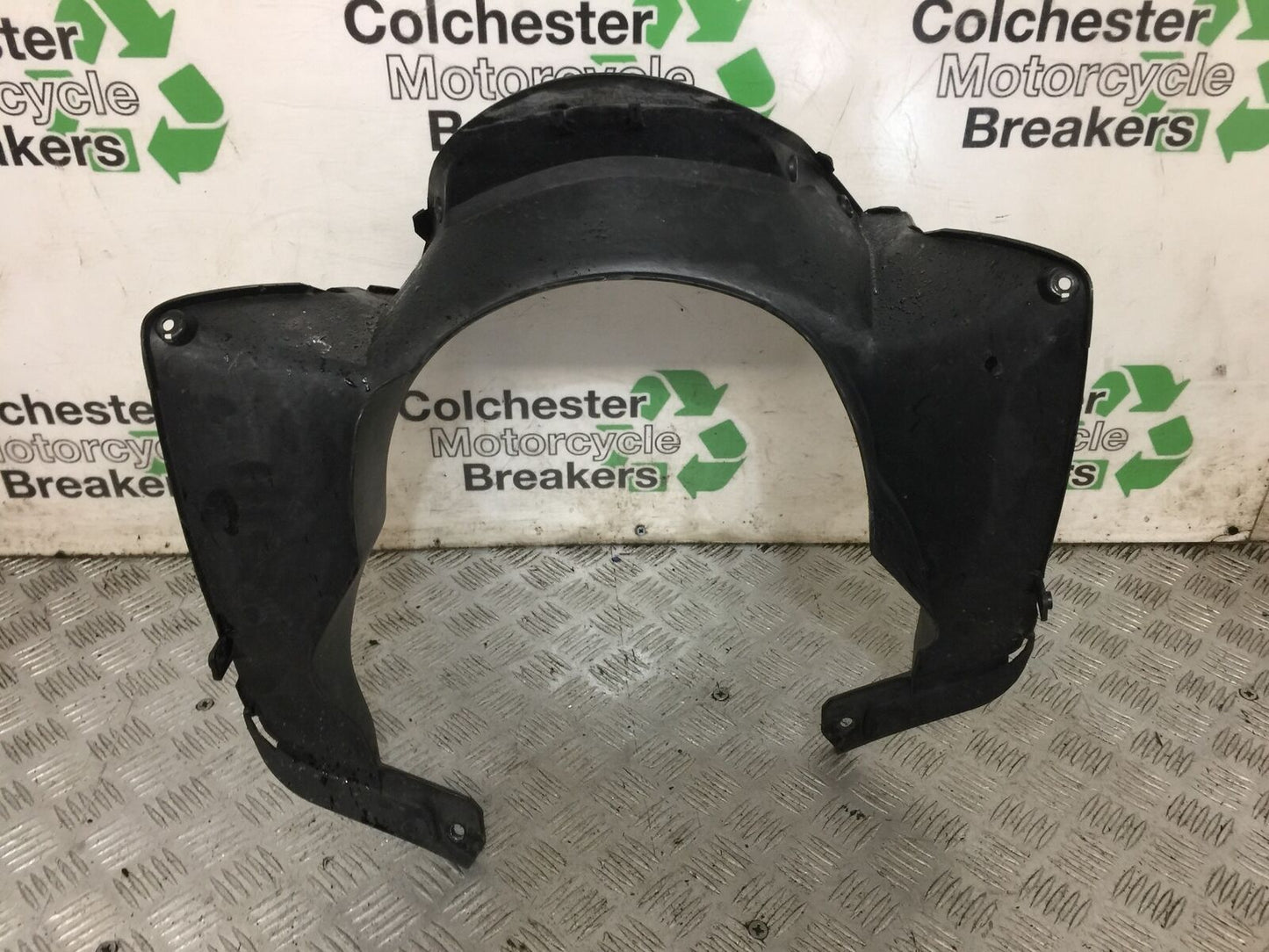 SUZUKI GS500 GS 500 CLOCK SURROUND  YEAR 2004-09 (STOCK 882)