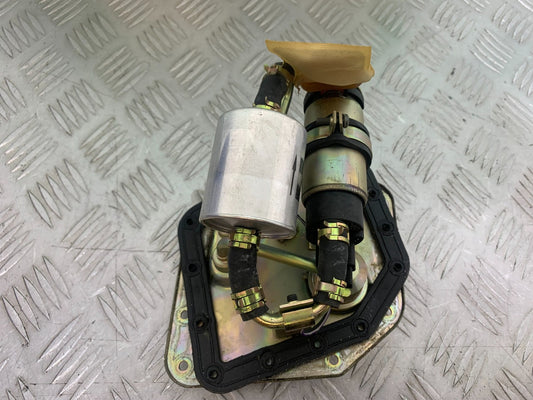 TRIUMPH 955i SPRINT ST PETROL PUMP  1999-2004 (CMB1176)