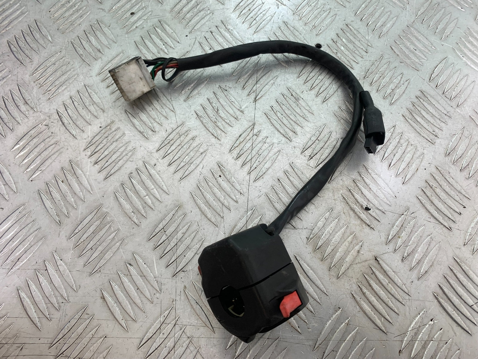 TRIUMPH T509 SPEED TRIPLE LEFT SWITCH GEAR YEAR 1997-1998 (CMB1144)