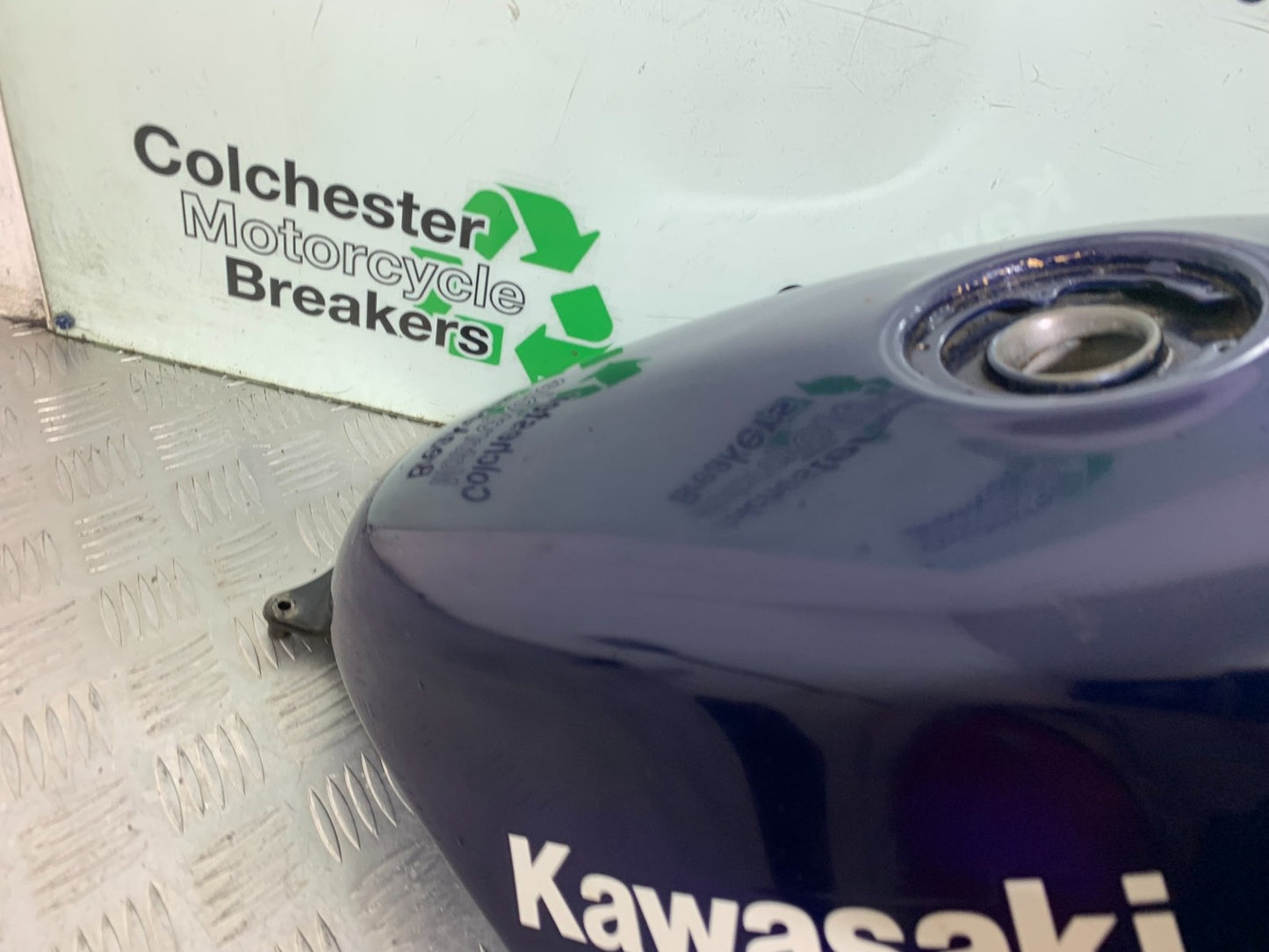 KAWASAKI ZZR1100 D PETROL TANK  YEAR 1993-2001 (CMB1189)