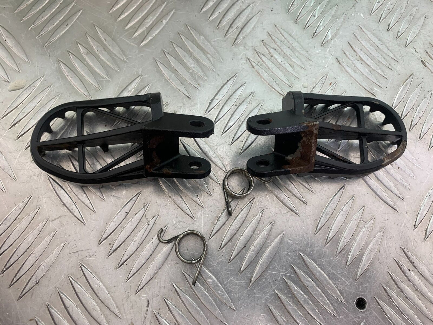 HONDA CRF1000 (DCT) AFRICA TWIN FRONT FOOTPEGS  YEAR 2017 (CMB1030)