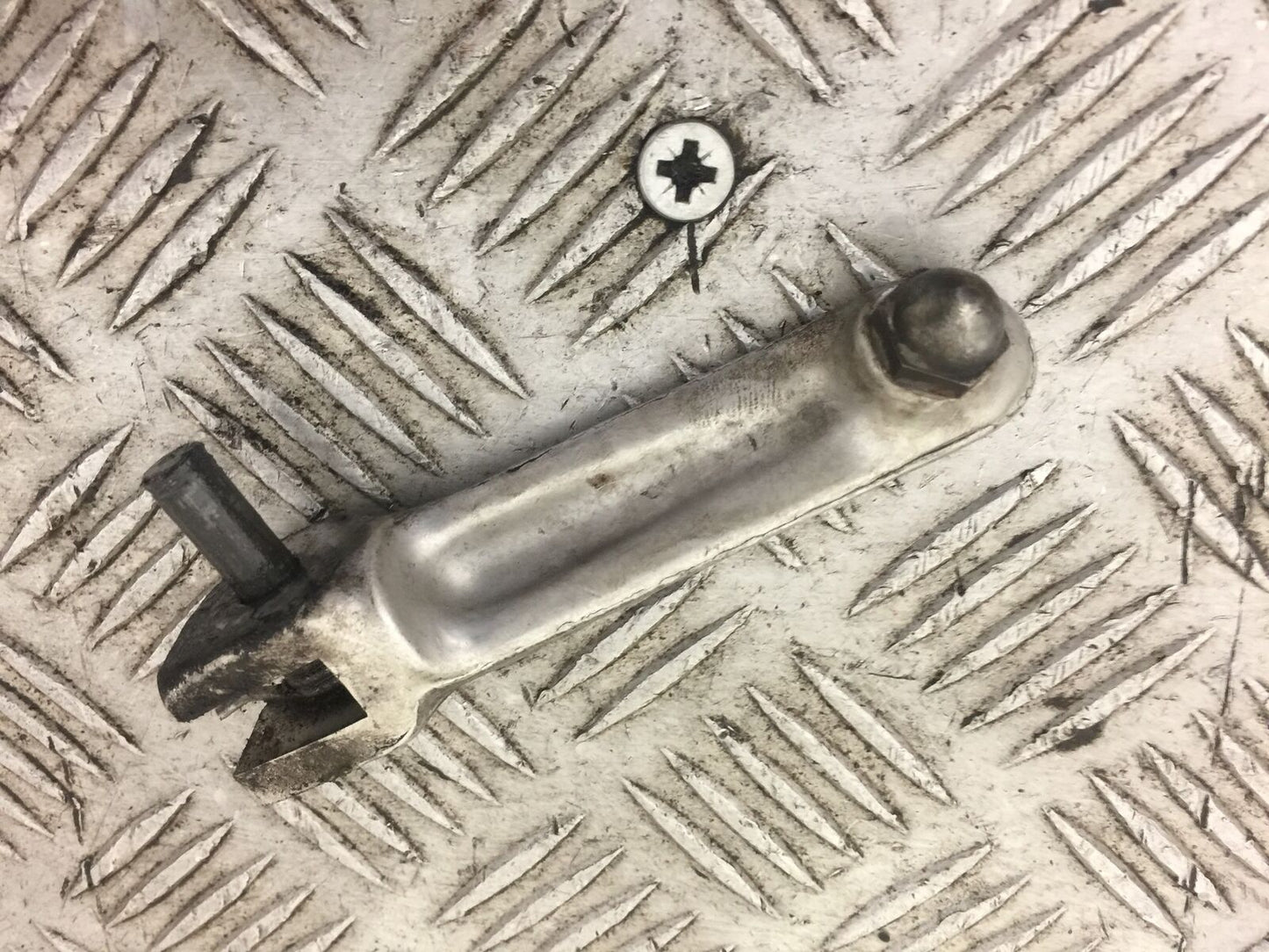 MOTO GUZZI SPORT 4V FRONT RIGHT PEG YEAR 2009 (STOCK 469)