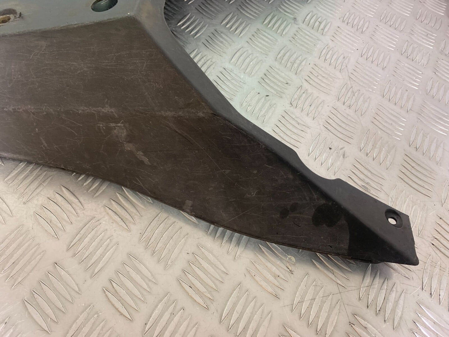 SUZUKI AN 200 UN 200 BURGMAN BELLYPAN  YEAR 2007-09 (CMB1128)