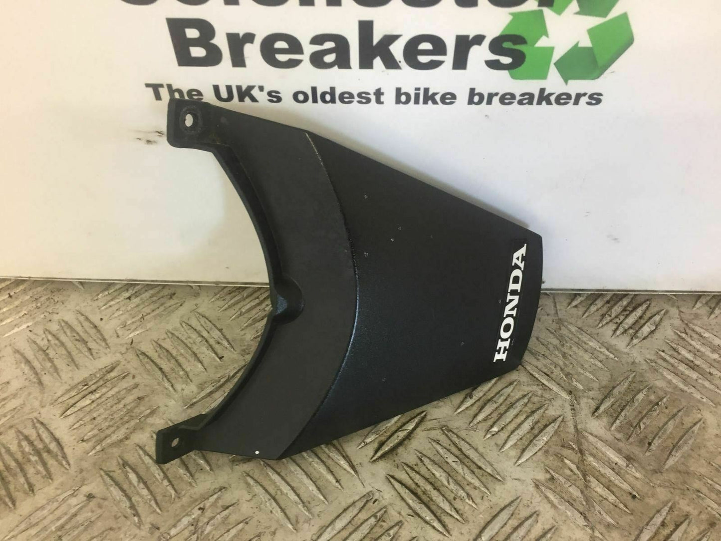 HONDA CBR125 CBR 125 TAIL PIECE JOINER  YEAR 2011-2014