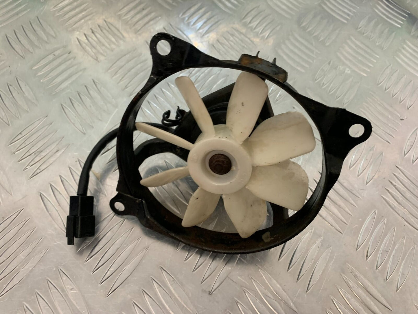 KAWASAKI KLR250 KLR 250 RADIATOR FAN YEAR 1984-2001 (STOCK 980)