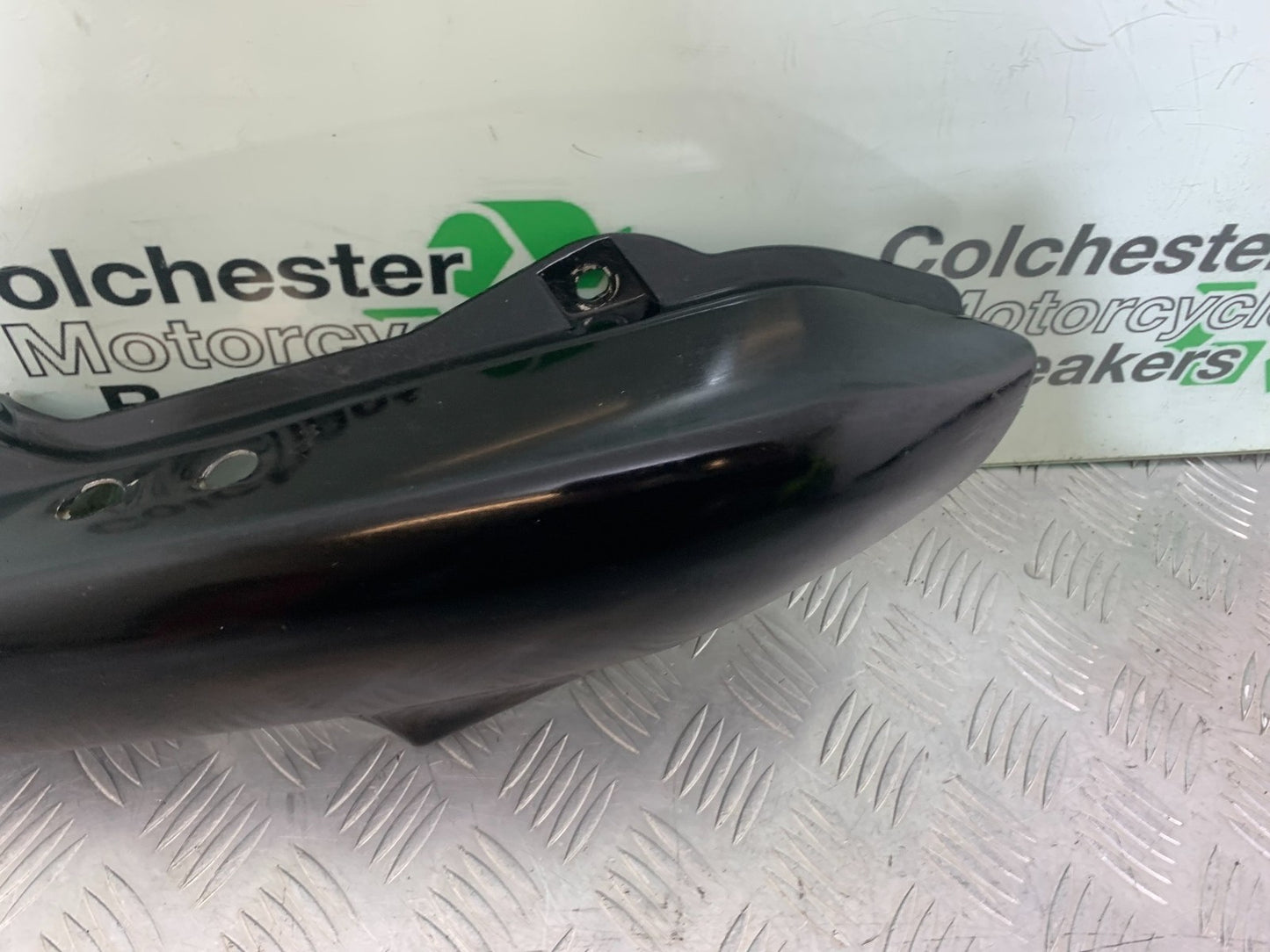 YAMAHA FZS600 FAZER 600 RIGHT TAIL PIECE  YEAR 1998-2001 (CMB1267)