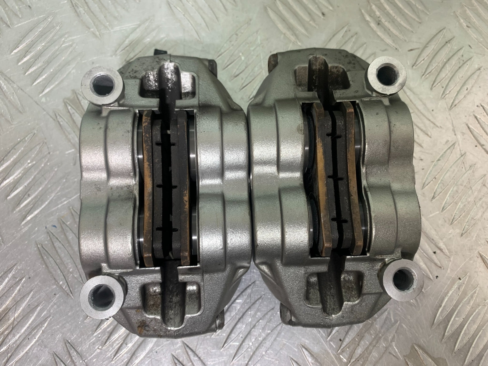 KTM 790 DUKE FRONT BRAKE CALIPERS  YEAR 2018-2021  (CMB11150)