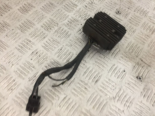 HONDA VT600 VT 600 SHADOW REGULATOR  YEAR 1996 (STOCK 747)