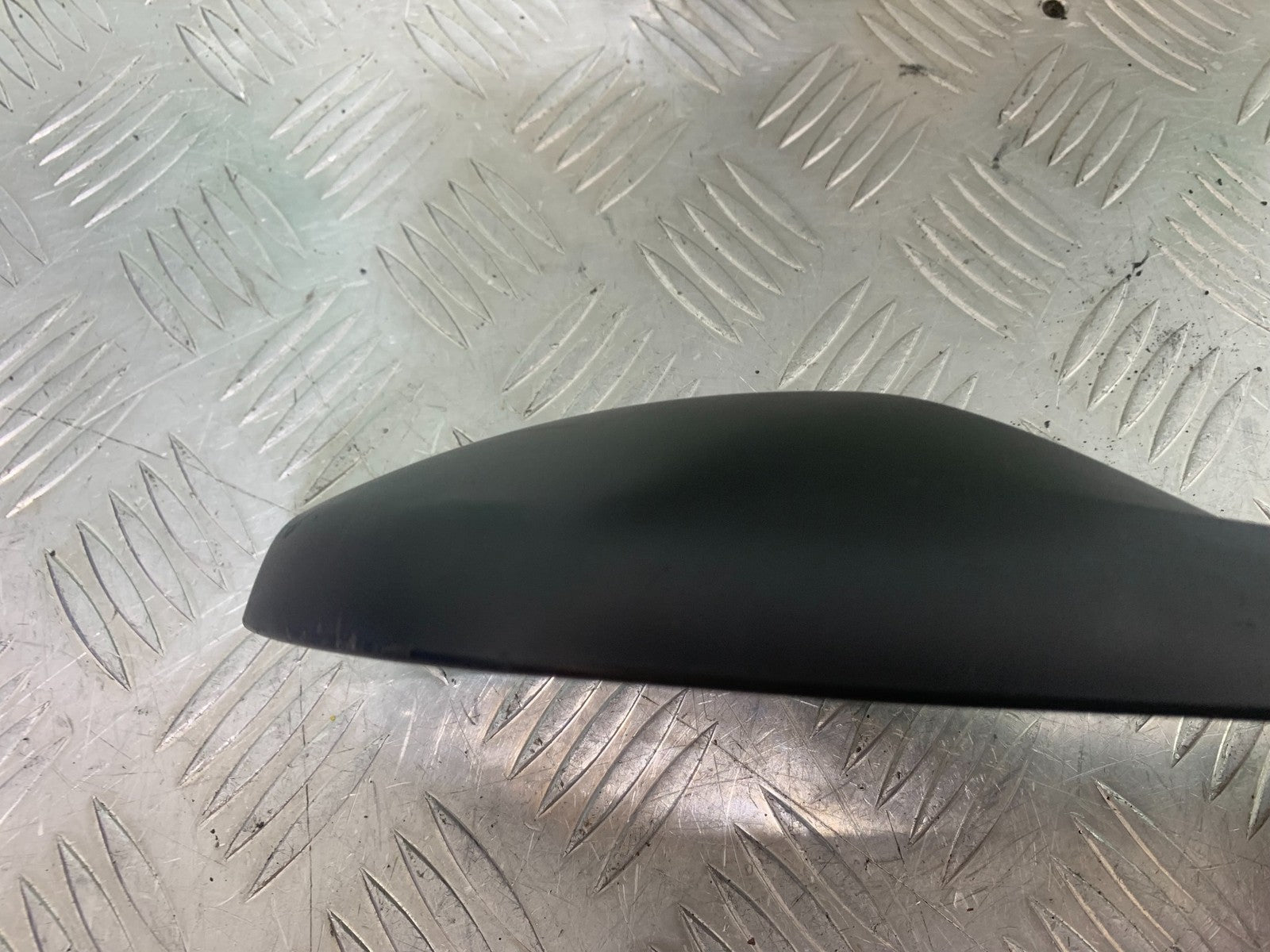 TRIUMPH 675 STREET TRIPLE LEFT MIRROR  2013-2016 (CMB1186)