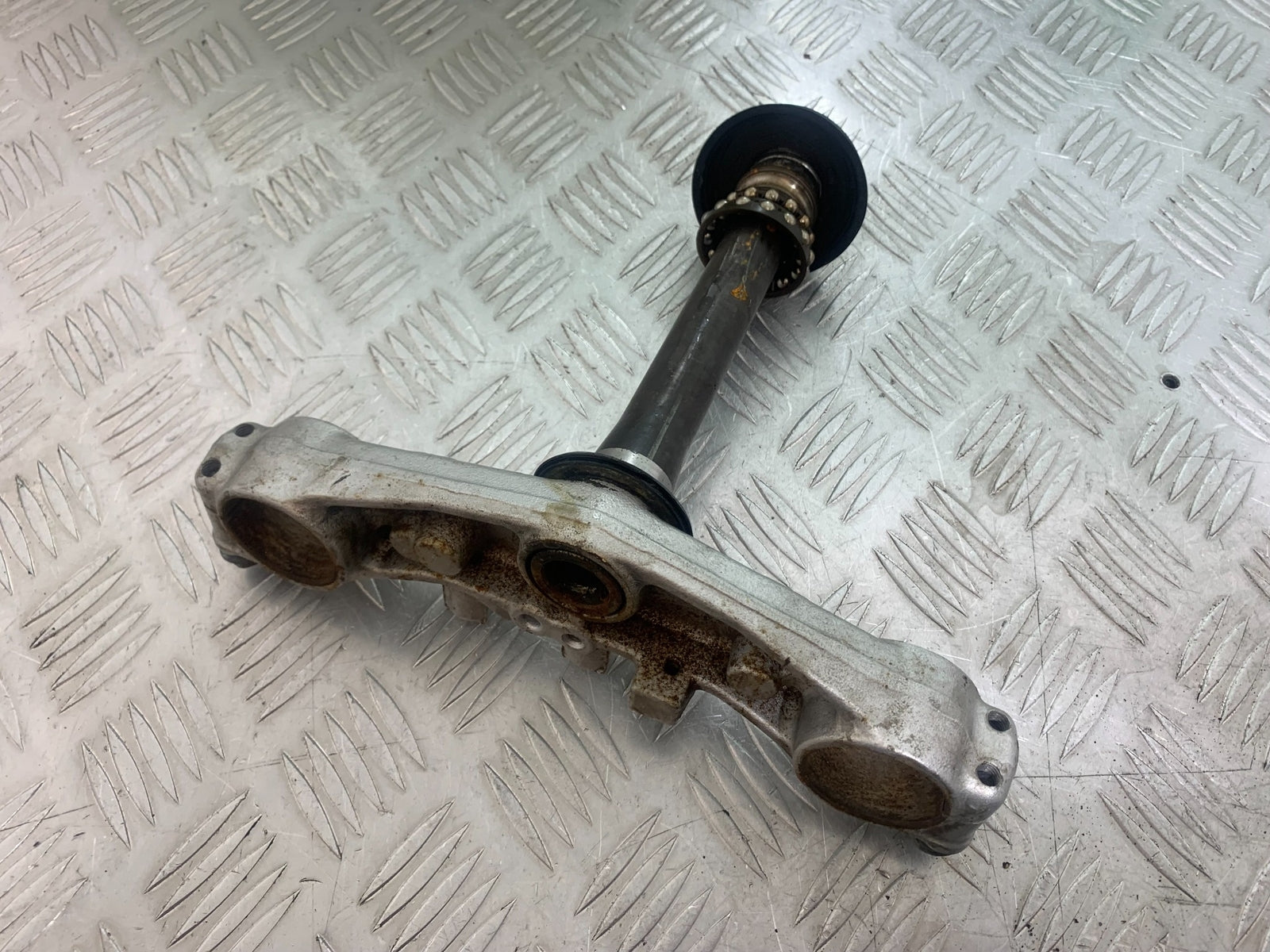 SUZUKI SV650 SV 650 mk1 BOTTOM YOKE   YEAR 1999-2002 (CMB1160)
