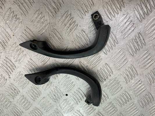 KAWASAKI ZX9R ZX9 R GRAB RAILS  YEAR 1998-1999 (CMB1329)