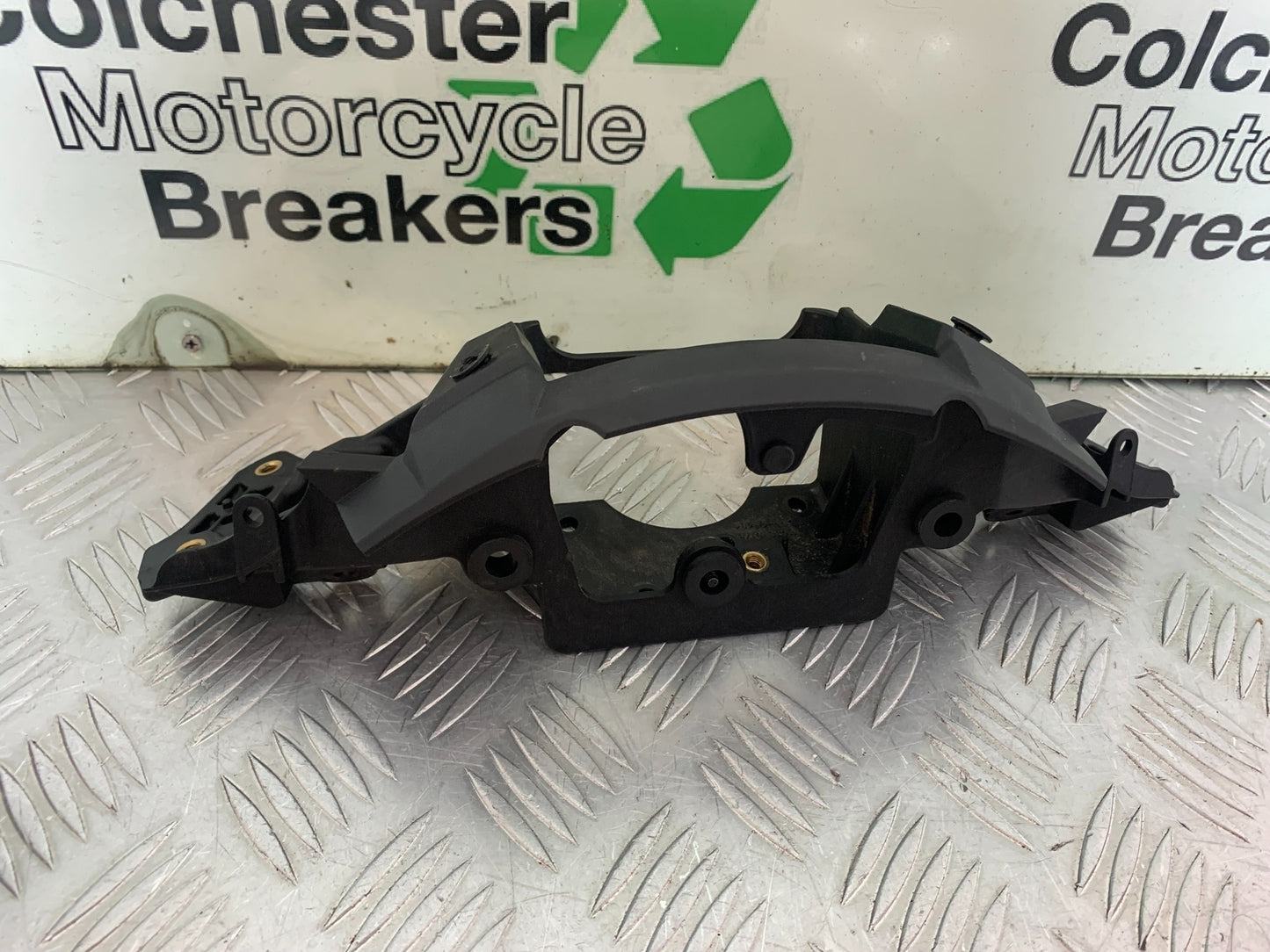 KAWASAKI ZX10R ZX 10R FAIRING BRACKET  YEAR 2011-2015 (CMB1154)