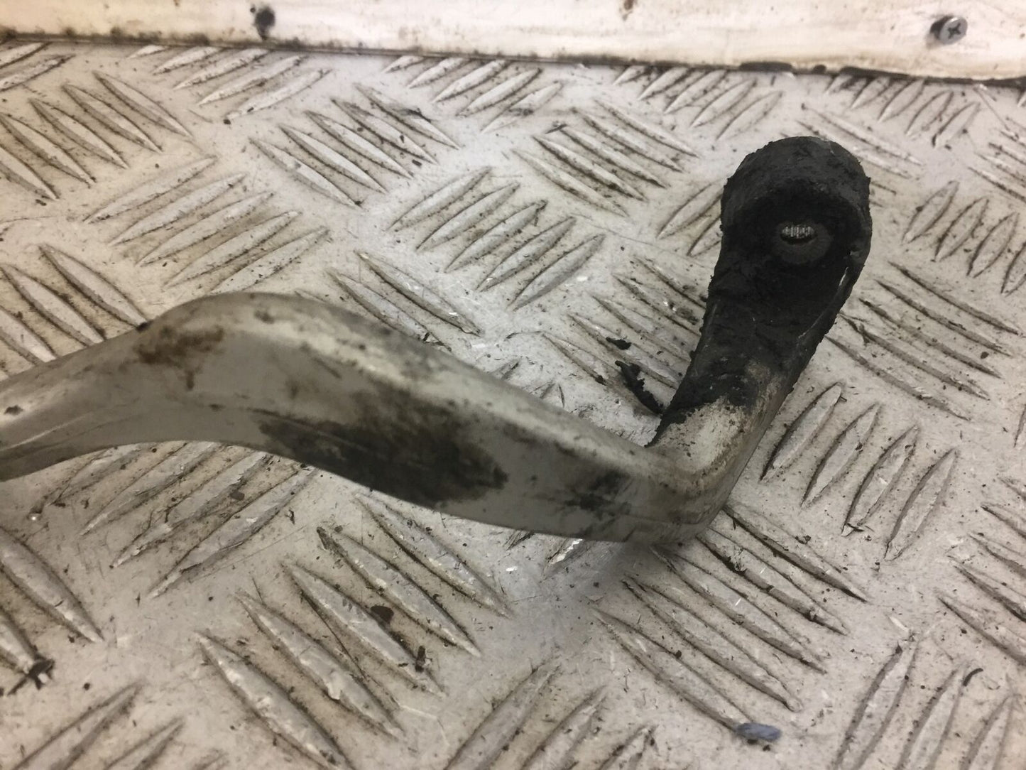 KTM 990 SUPERMOTO GEAR LEVER YEAR 2008 (STOCK 662)