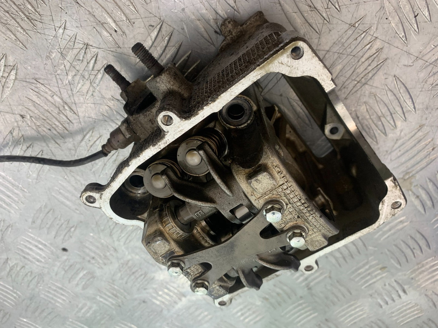 YAMAHA XMAX 300 GENERATOR CYLINDER HEAD YEAR 2017-2020 (CMB1218)