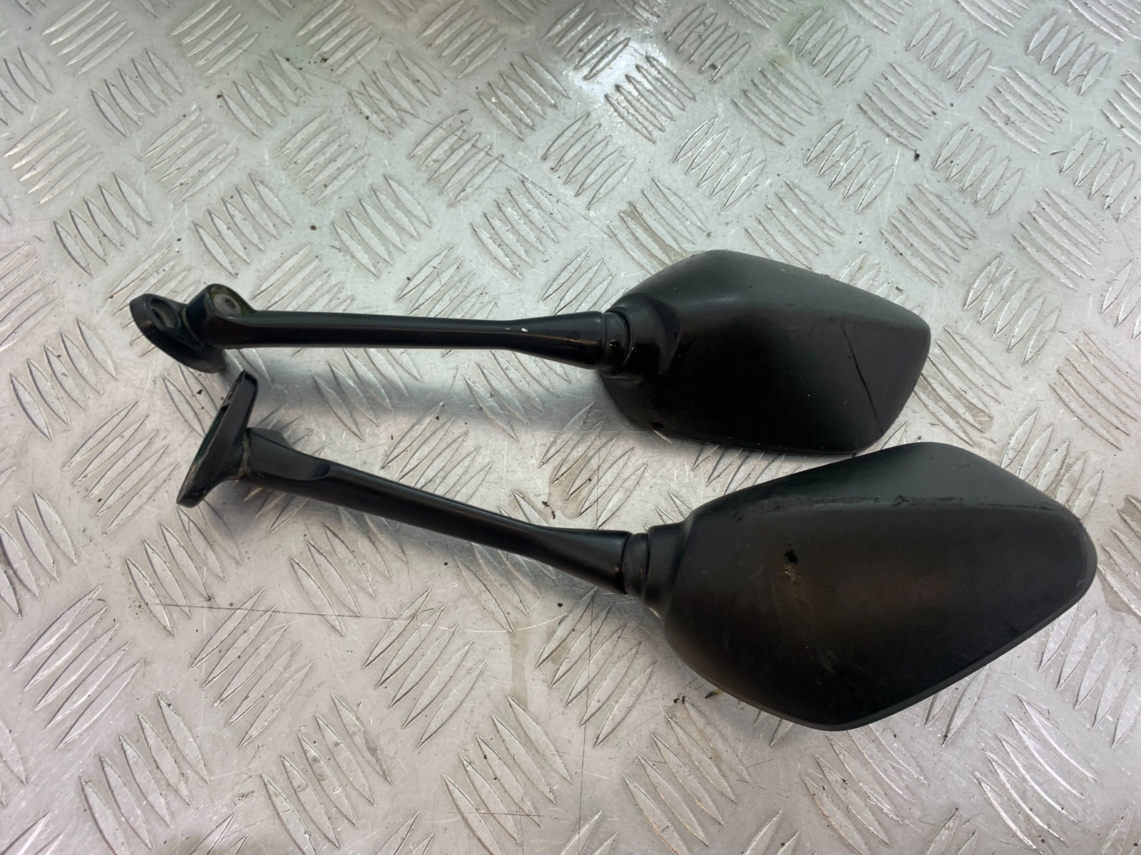 HONDA CBR500R CBR 500 R LEFT AND RIGHT MIRRORS  YEAR 2012-16 (CMB1151)