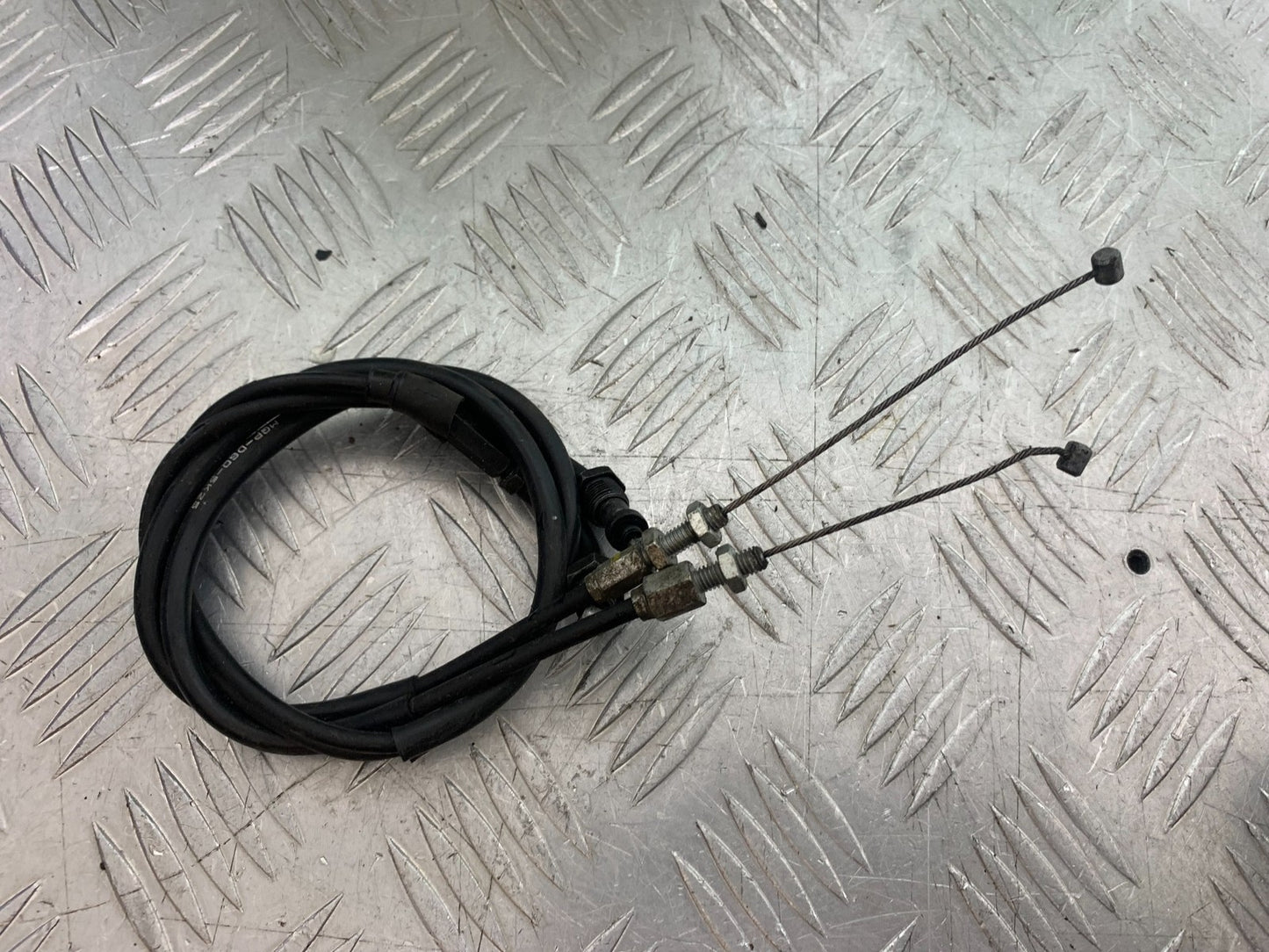 HONDA CBR1000 rr FIREBLADE THROTTLE CABLES  2012-2016 (CMB1280)