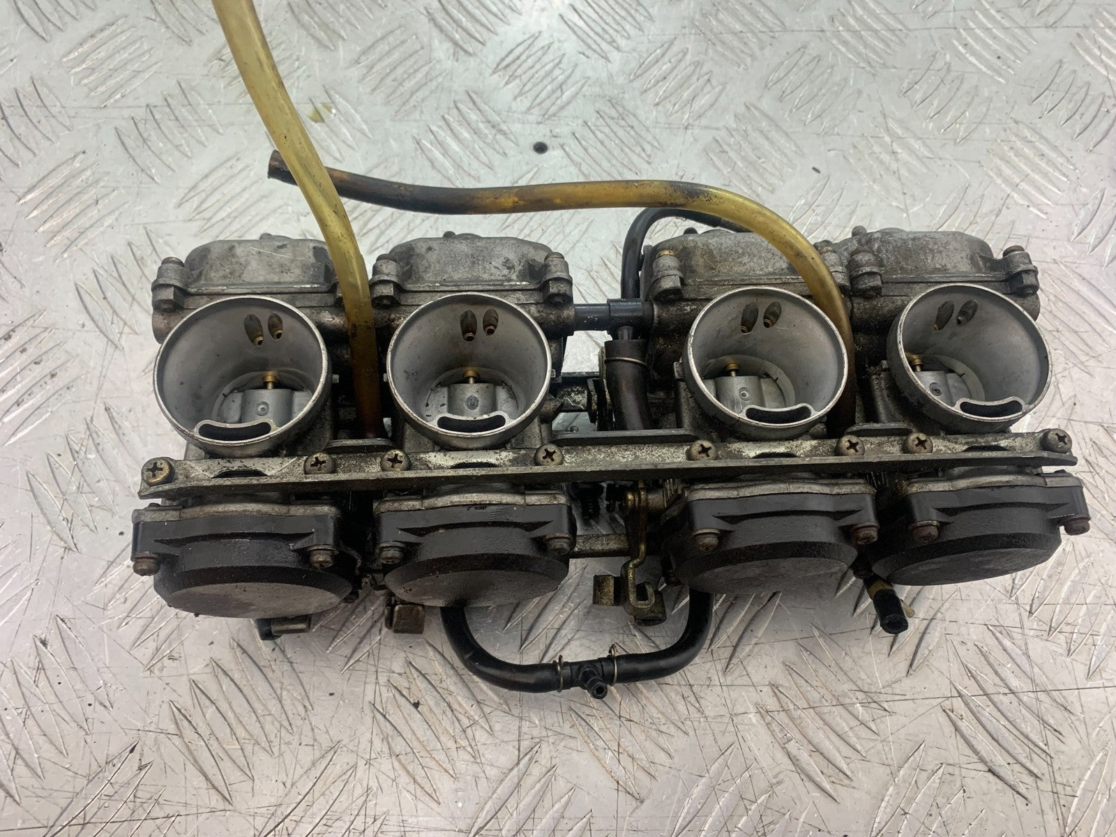 KAWASAKI GPZ600 GPZ 600 CARBS YEAR 1988-90 (CMB1258)