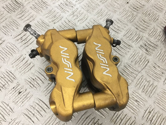 TRIUMPH 675 STREET TRIPLE R FRONT BRAKE CALIPERS YEAR 2012 (STOCK 849)