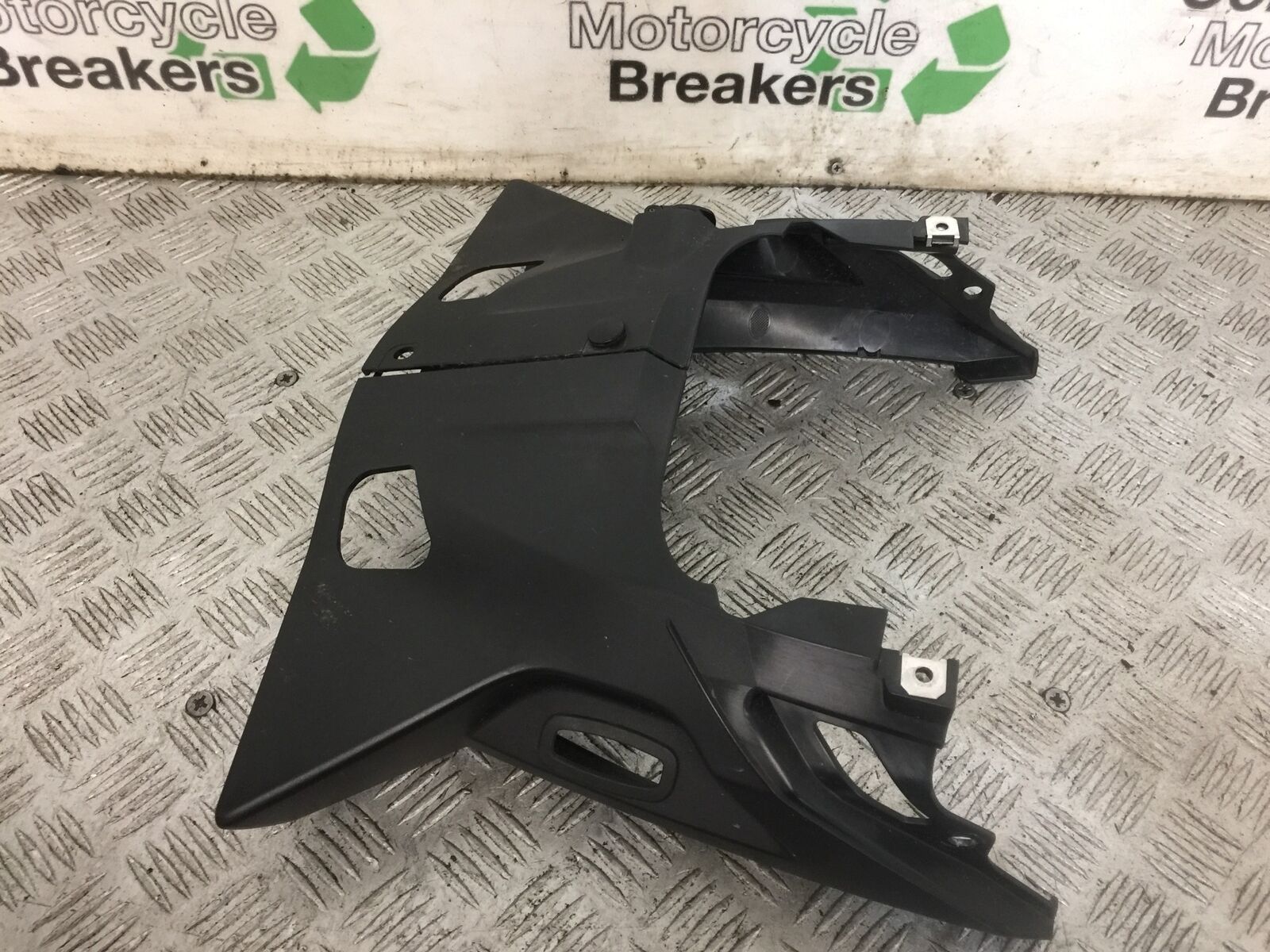 BMW R1250 R 1250 RT TAIL PIECE  YEAR 2023 (STOCK 907)