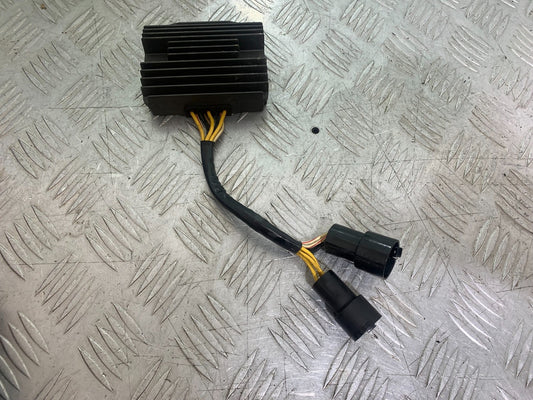KAWASAKI ZX9R ZX9 E1 REGULATOR  YEAR 2000-01 (CMB1171)