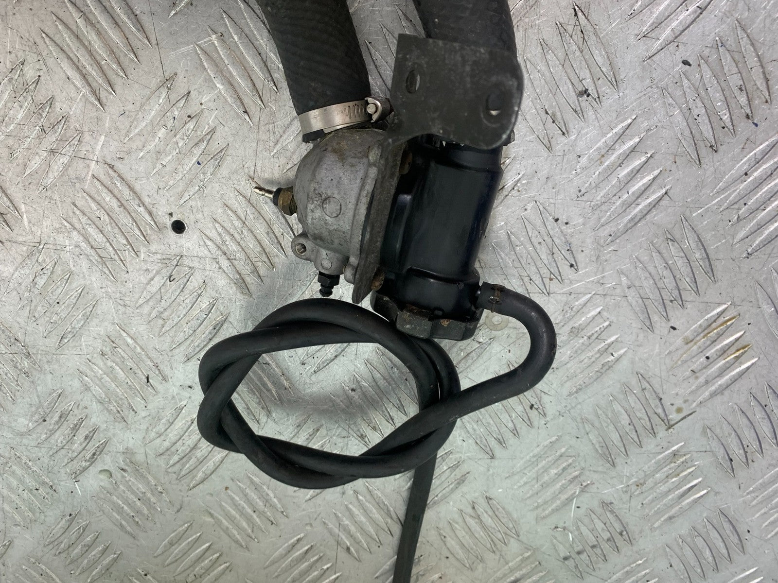 KAWASAKI ZZR1100 D THERMOSTAT  YEAR 1993-2001 (CMB1289)