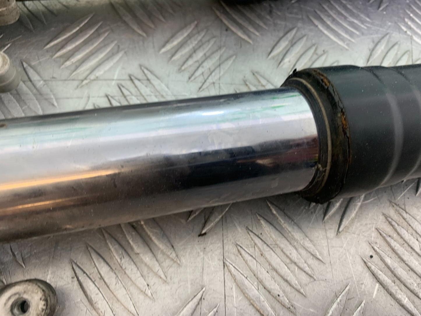 KTM 990 SUPER DUKE FORKS  YEAR 2007-2011  (CMB1207)