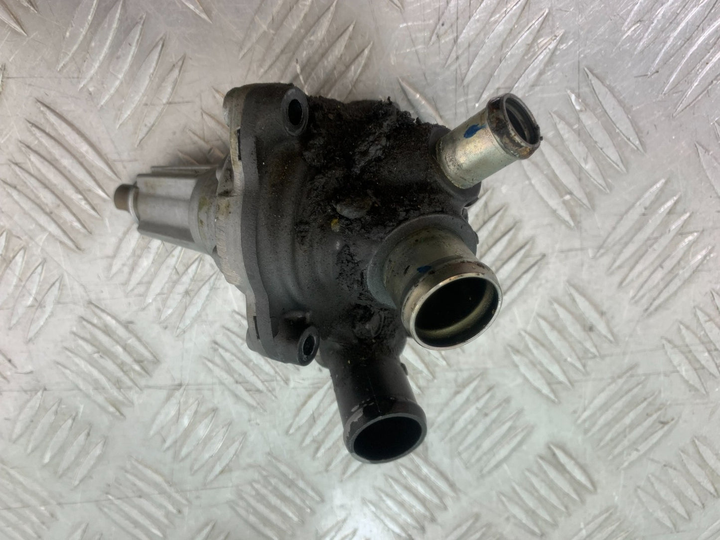 HONDA CBR1000 rr FIREBLADE WATER PUMP  2008-2011 (CMB1253)