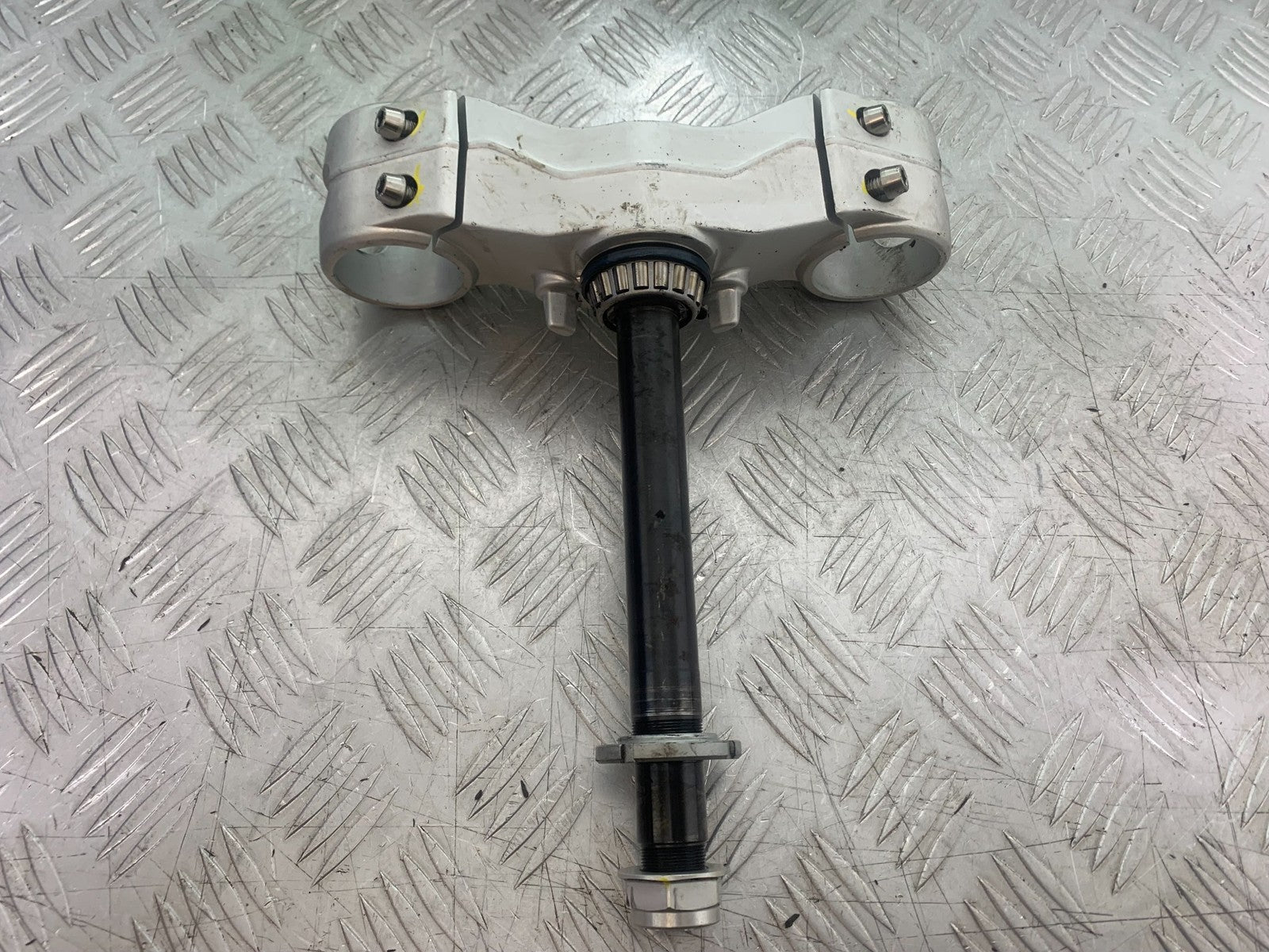 APRILIA SL750 SL 750 SHIVER BOTTOM YOKE YEAR 2008-2016 (CMB1242)