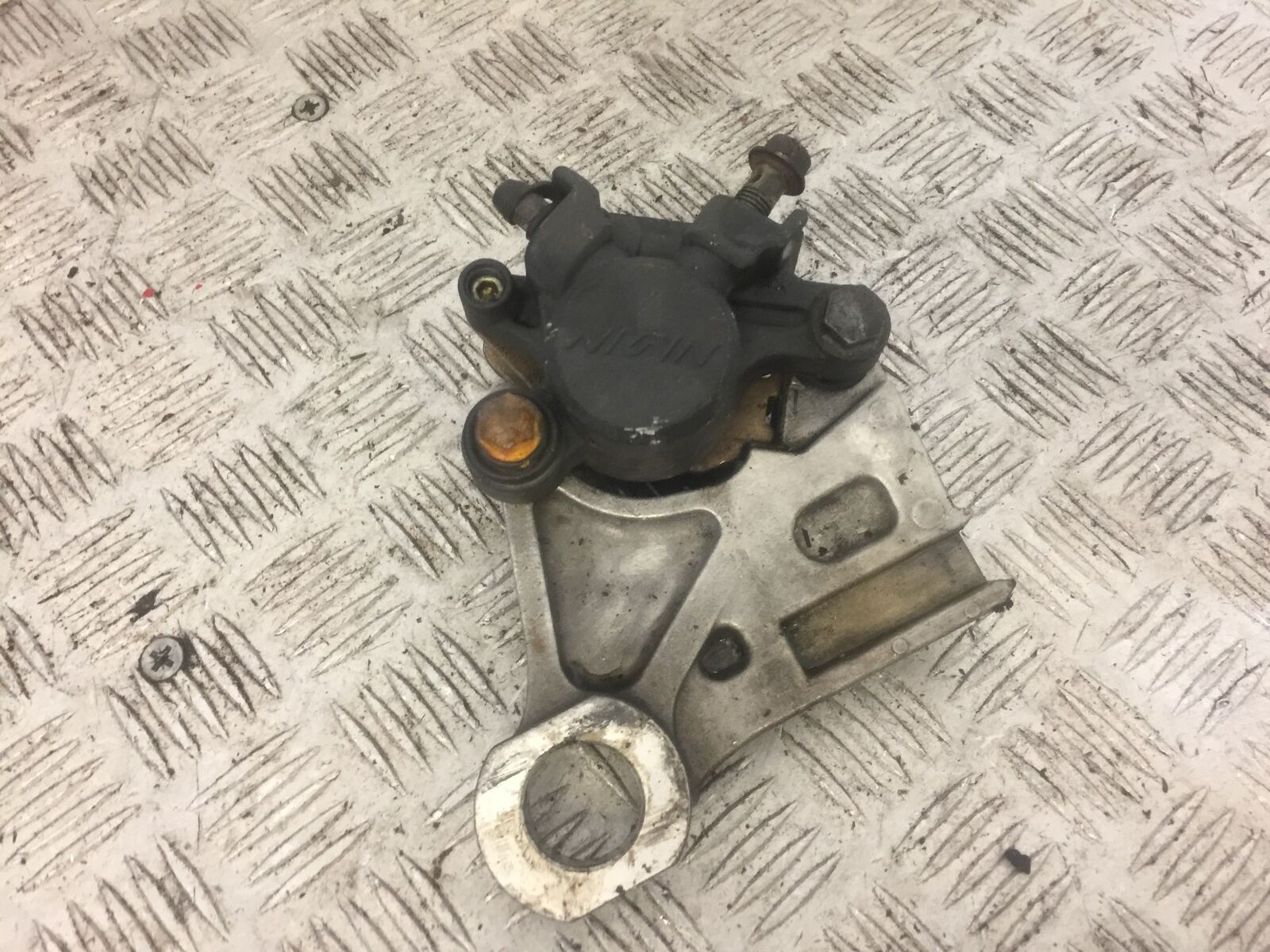 YAMAHA FZ6 REAR BRAKE CALIPER  YEAR 2004 (STOCK 693)
