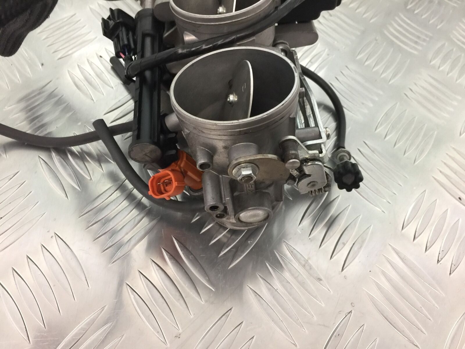 KAWASAKI Z1000 Z 1000 THROTTLE BODIES   YEAR 2007-2009  (STOCK 927)