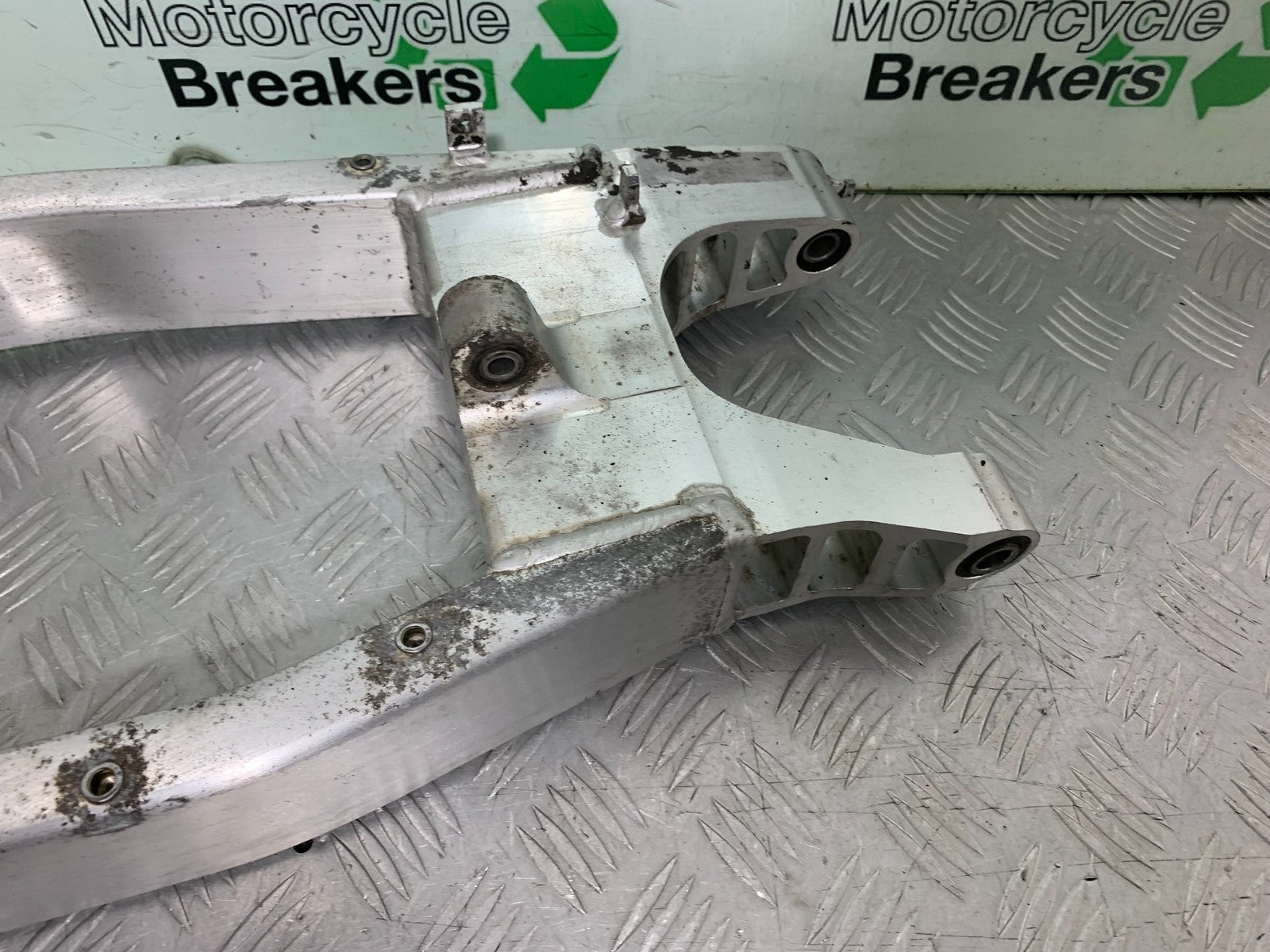 HONDA CB600 CB 600 HORNET SWINGARM   YEAR 1998-2002 (CMB1297)