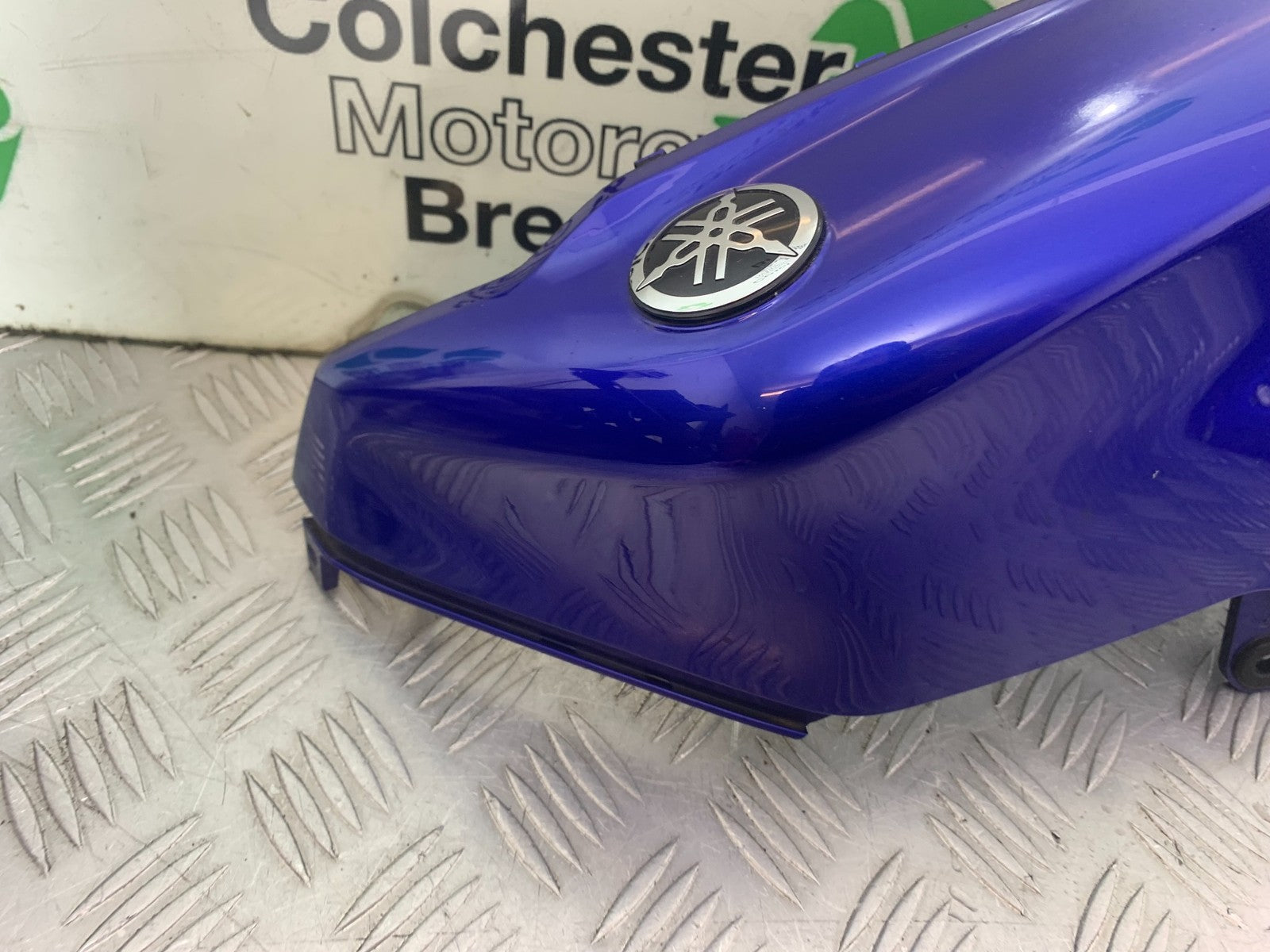 YAMAHA YZF-R125 YZF 125 LEFT TANK PANEL  YEAR 2019-2022 (CMB1263)