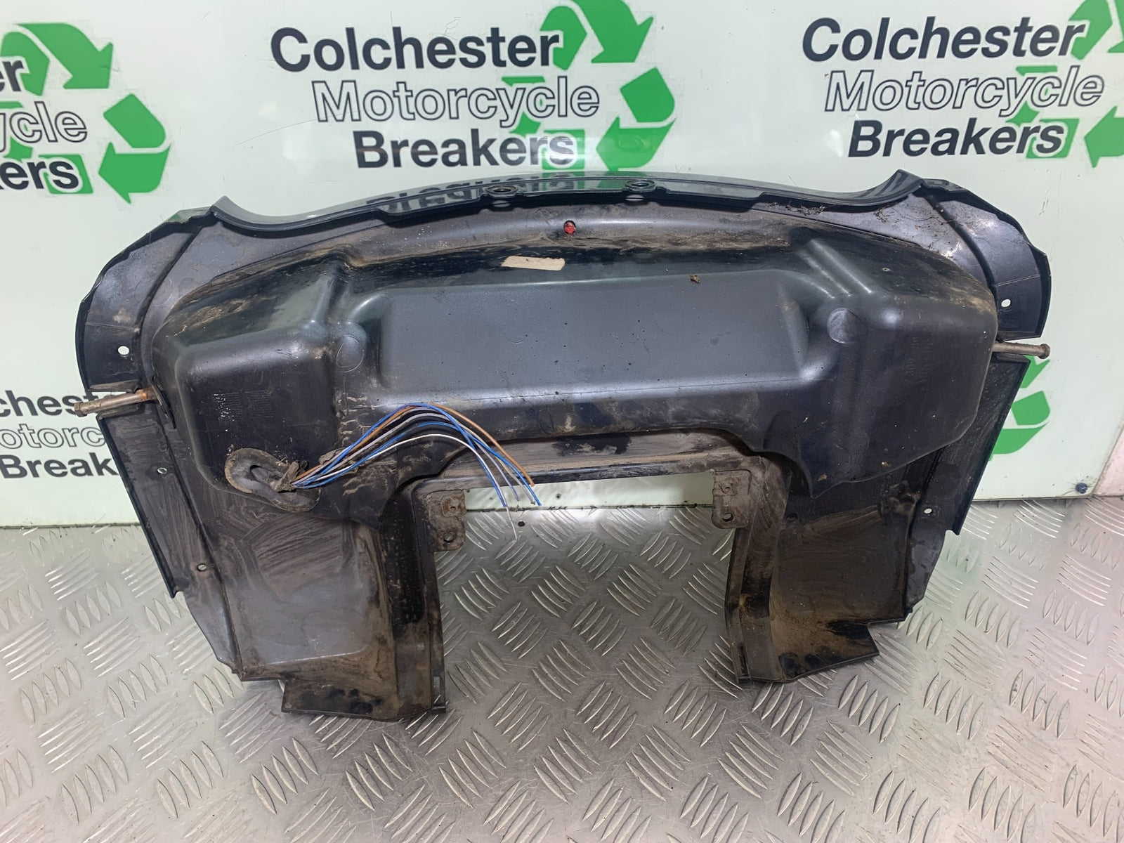 BMW K1200 K 1200 LT REAR LIGHT AND COVER YEAR 1999-07 (CMB1138)