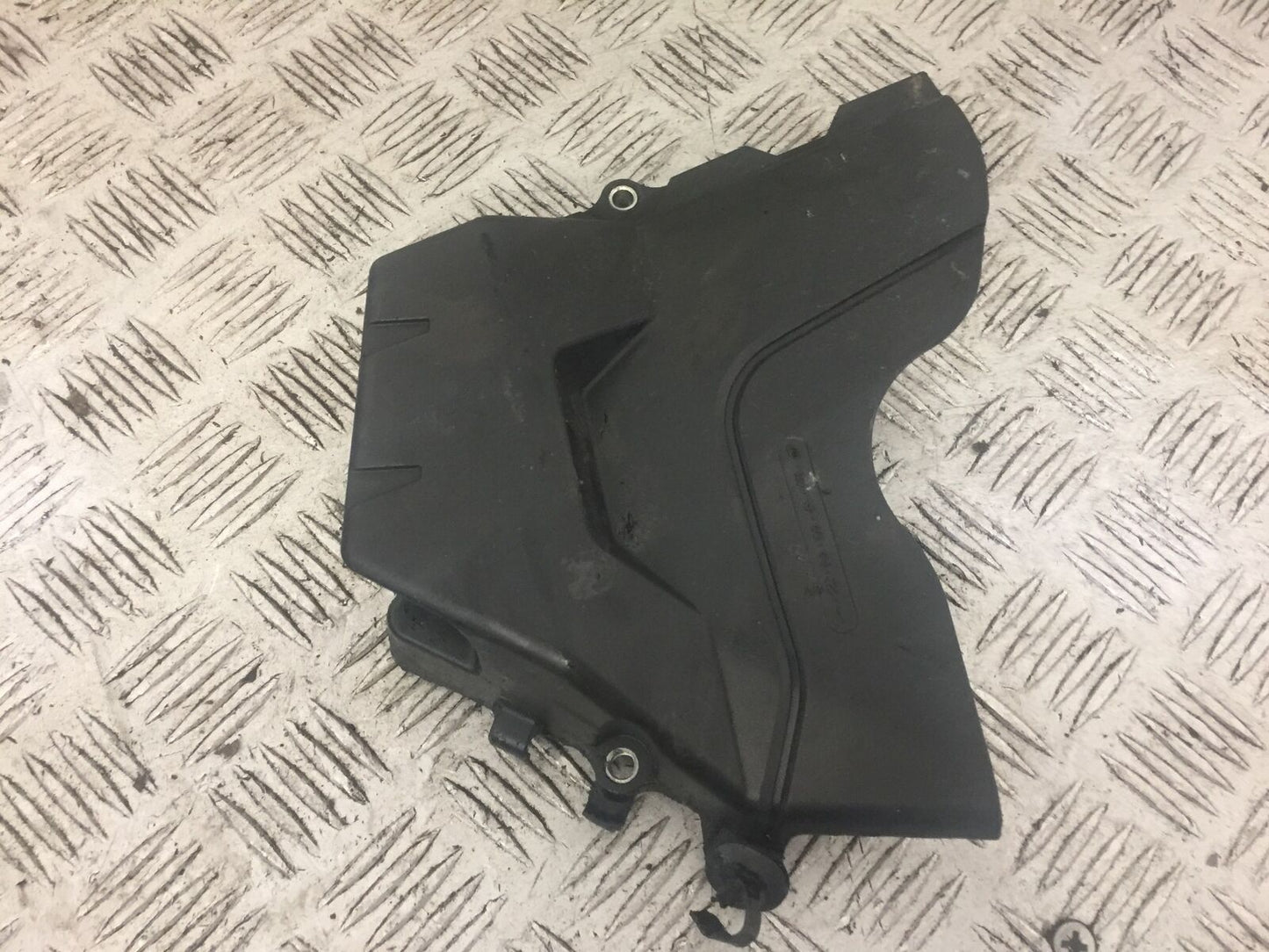 HONDA CRF1000 (DCT) AFRICA TWIN SPROCKET COVER   2016-2019 (STOCK 724)