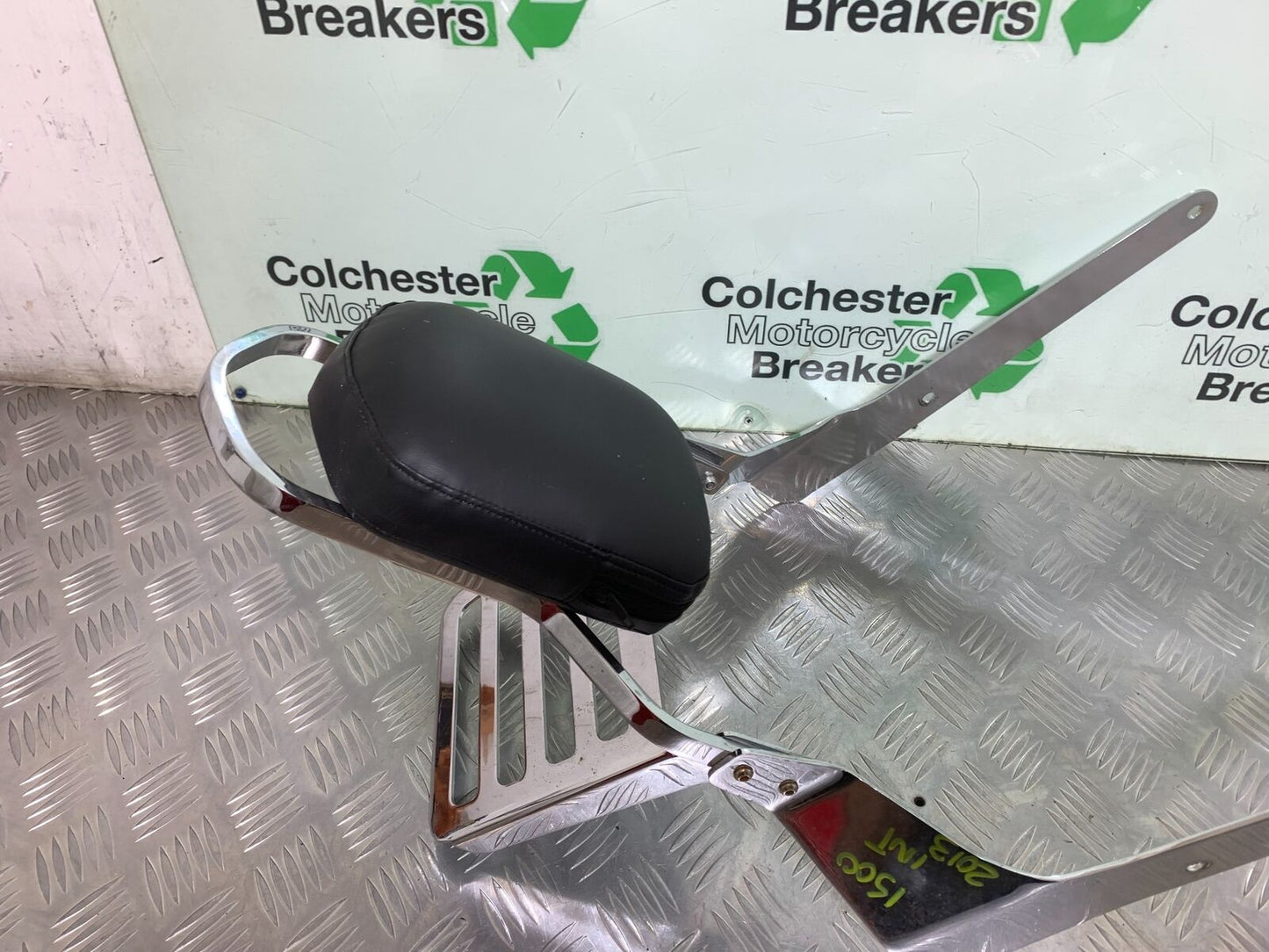 SUZUKI VL1500 VL 1500 INTRUDER RACK SISSY BAR YEAR 2013