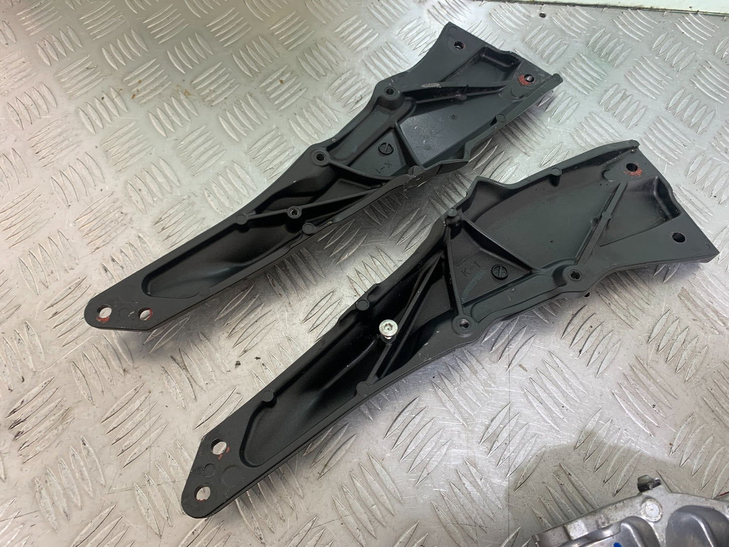 KAWASAKI ZX10R ZX 10R REAR SUBFRAME YEAR 2011-2015 (CMB1154)