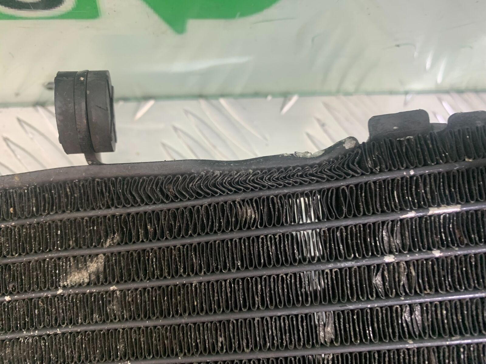 HONDA CBR 929 RRY FIREBLADE RADIATOR  YEAR 2000-01 (CMB1026)