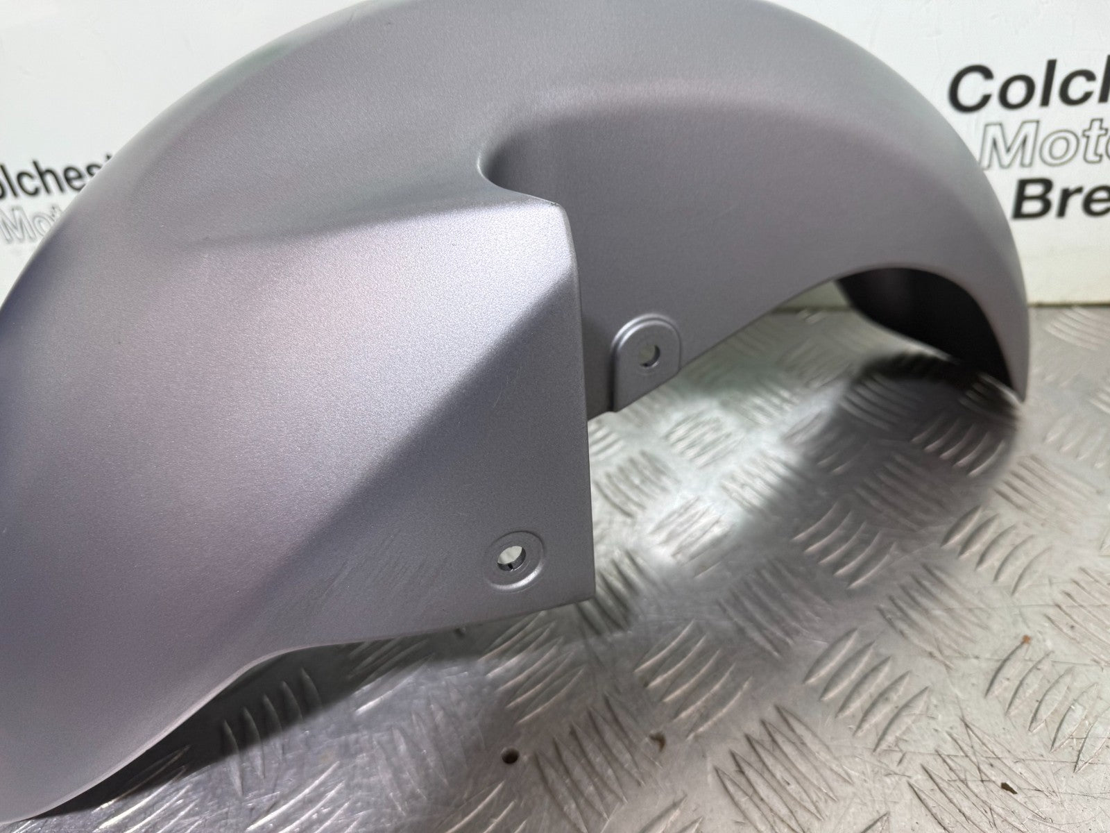 SUZUKI UH125 UH 125 BURGMAN FRONT MUDGUARD FENDER YEAR 2012 - 2016