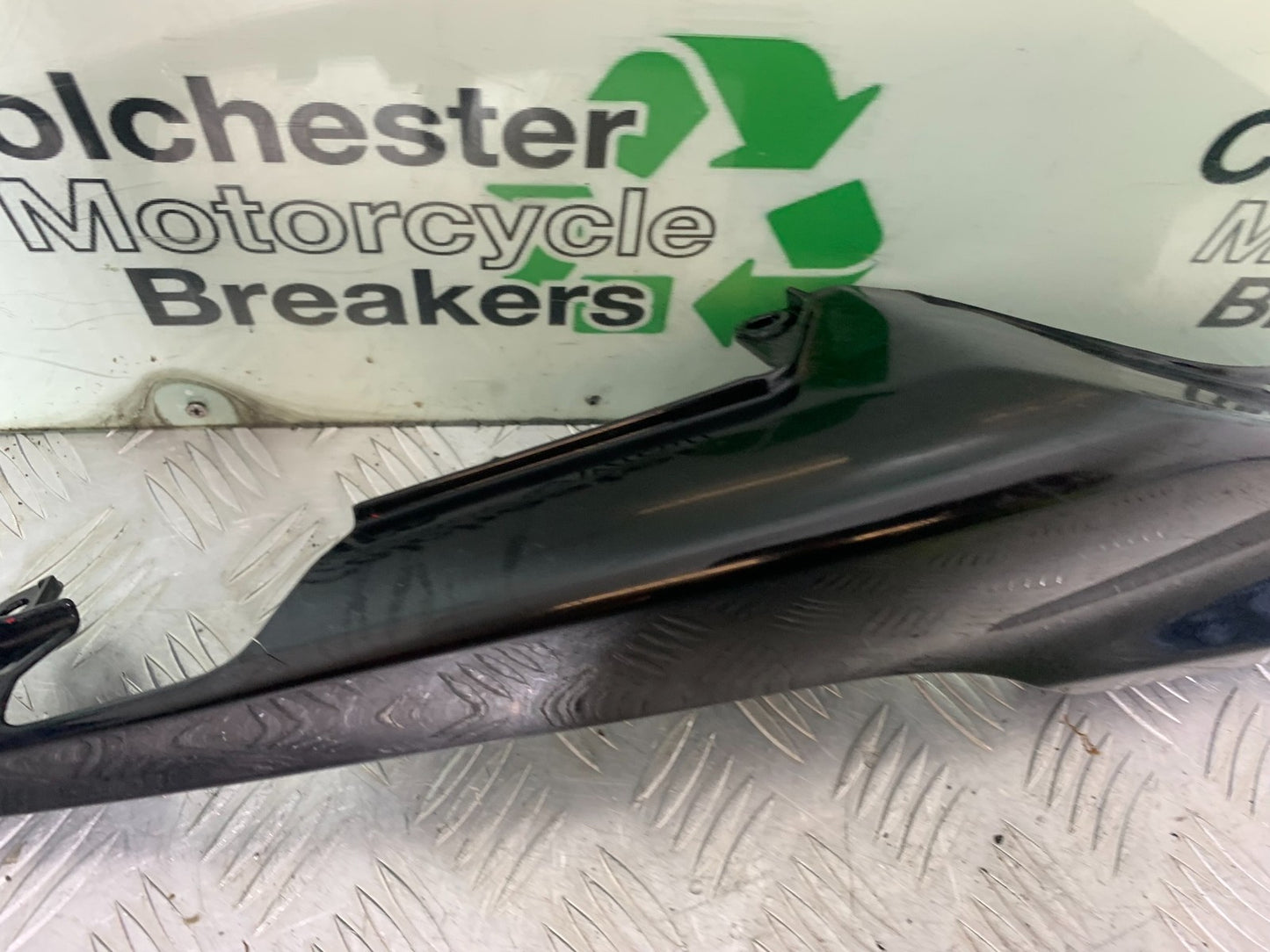HONDA CB500 F CB500F LEFT SEAT PANEL YEAR 2013-2015  (CMB1235)