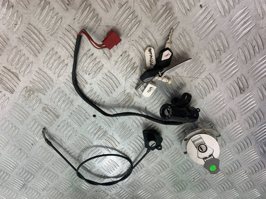 MV AGUSTA 800 F3 LOCKS AND KEYS YEAR 2013-2016 (CMB1152)