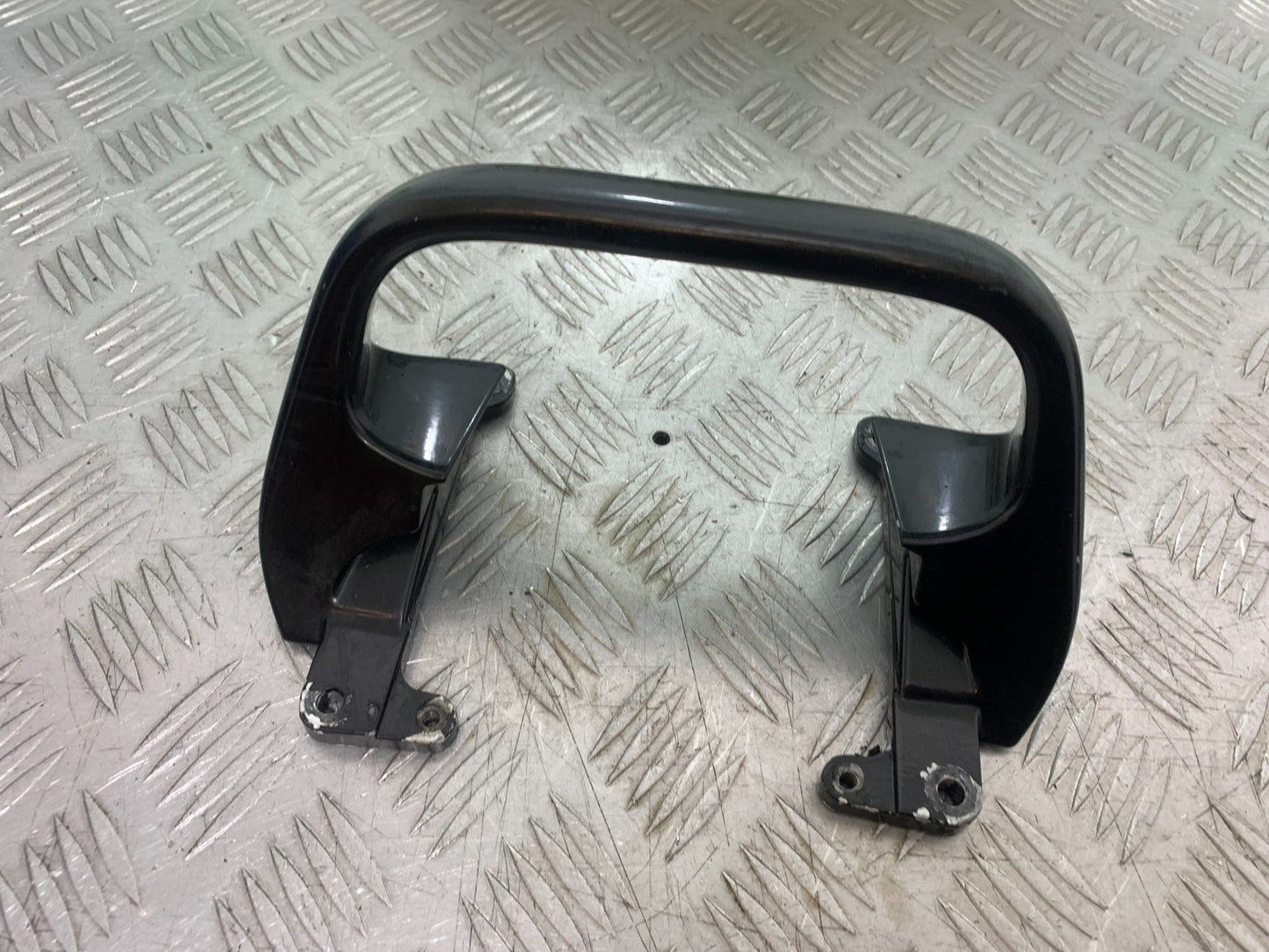 HONDA NTV 600 REVERE GRAB RAIL YEAR 1988-1996  (CMB1281)