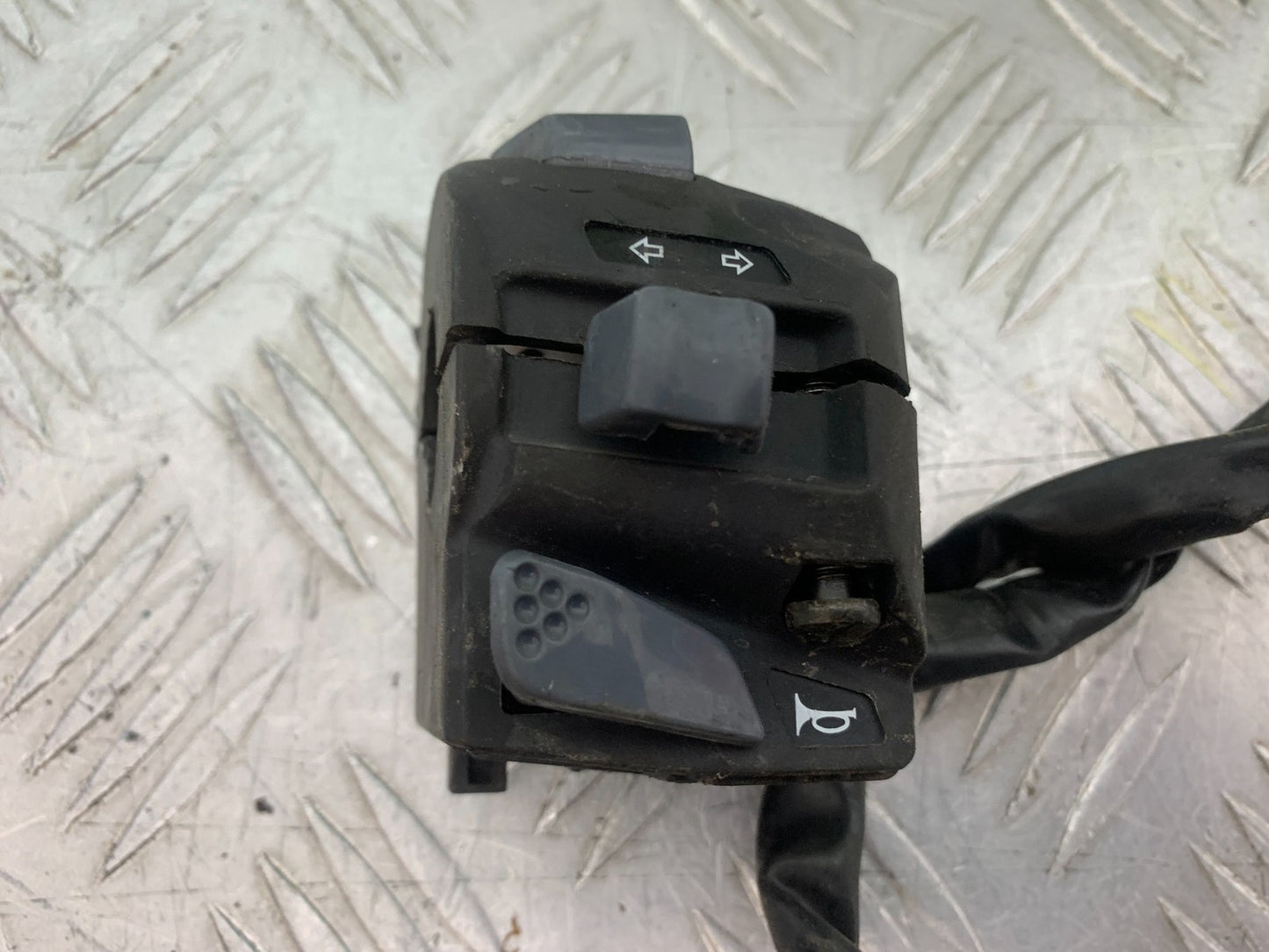BSA 650 GOLD STAR LEFT SWITCH GEAR  YEAR 2022-2025 (CMB1262)