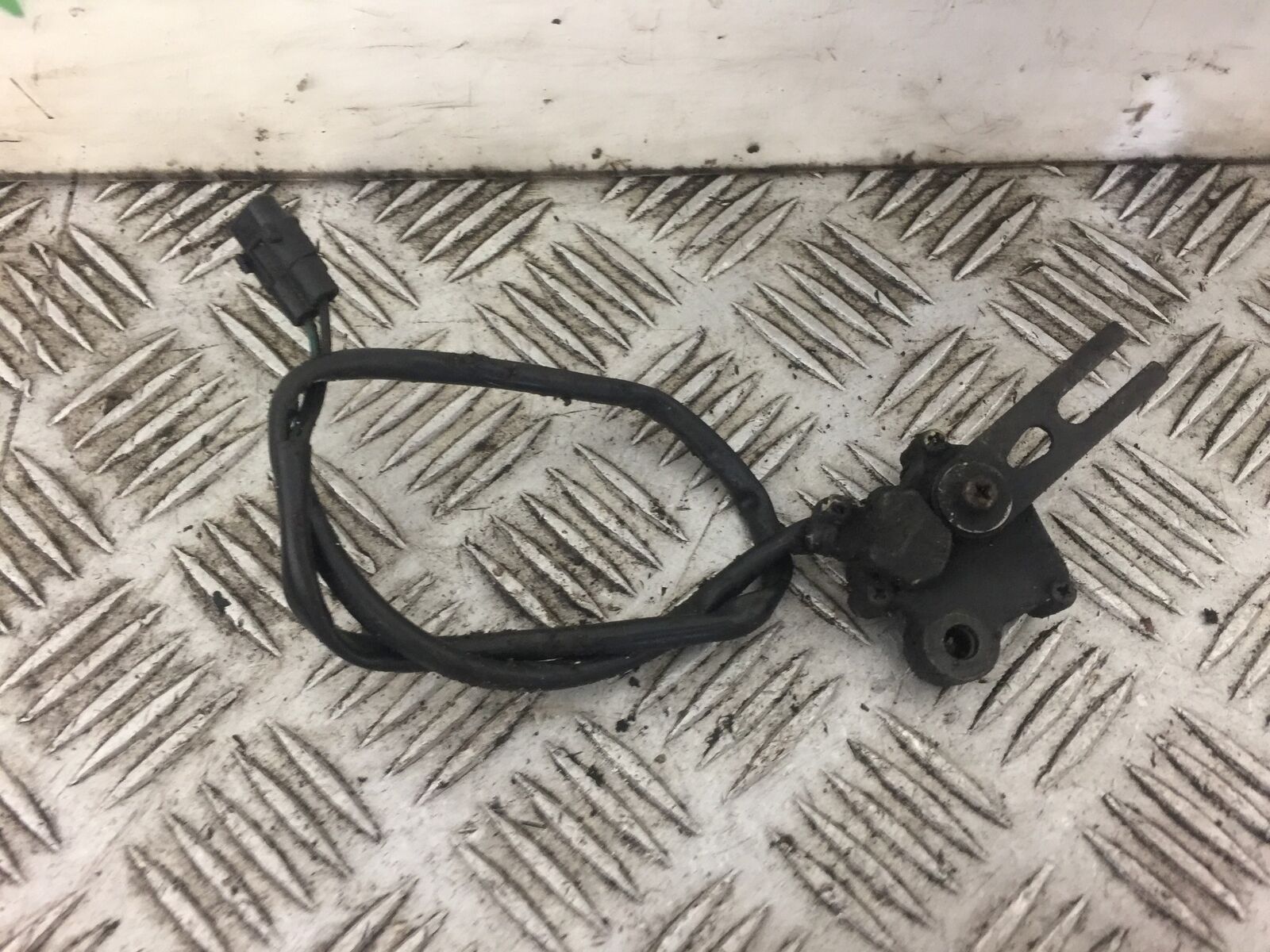KAWASAKI ER6 F SIDE STAND SWITCH  YEAR 2006-2008 (STOCK 447)