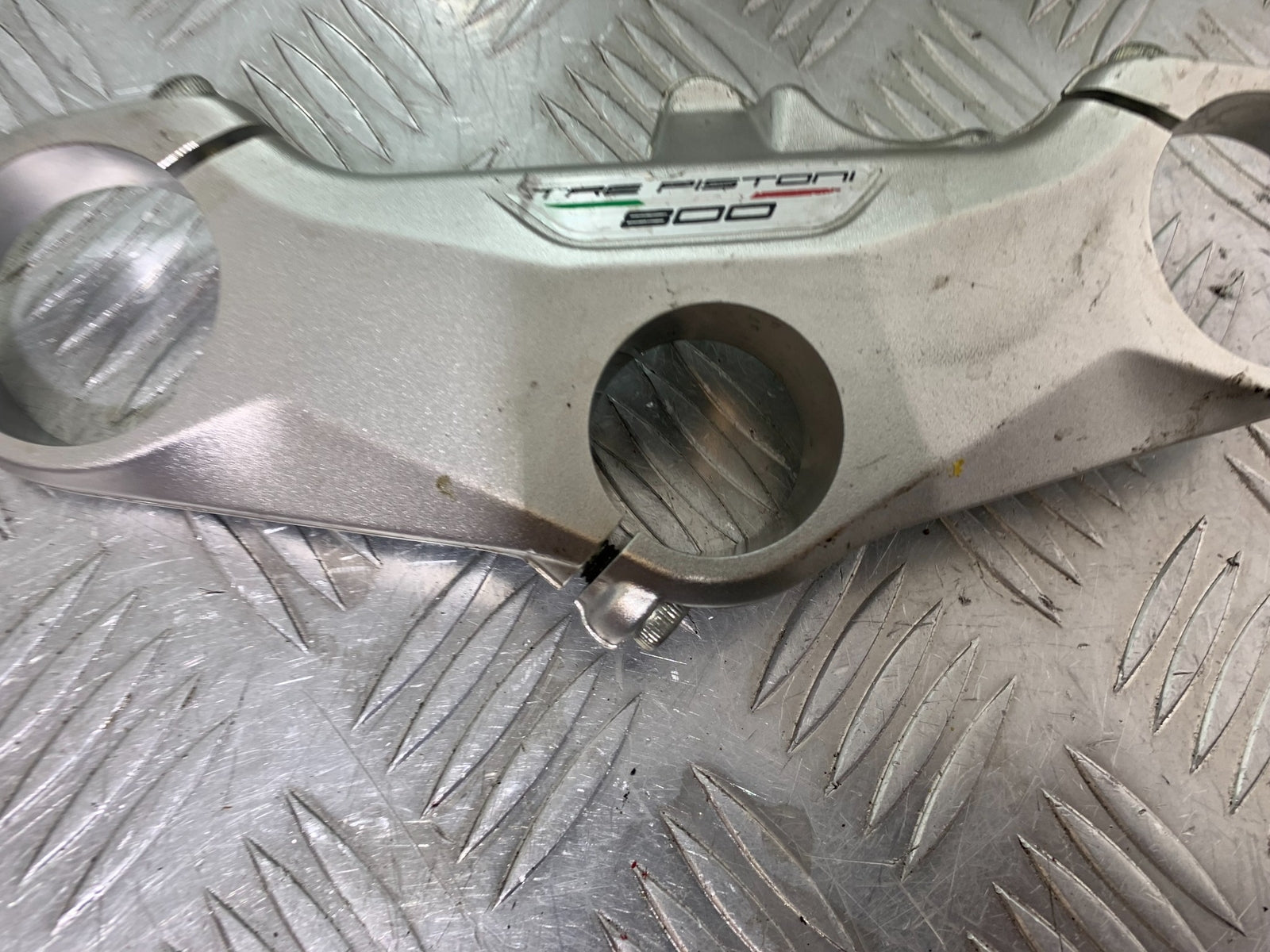 MV AGUSTA 800 F3 TOP YOKE  YEAR 2013-2016 (CMB1152)